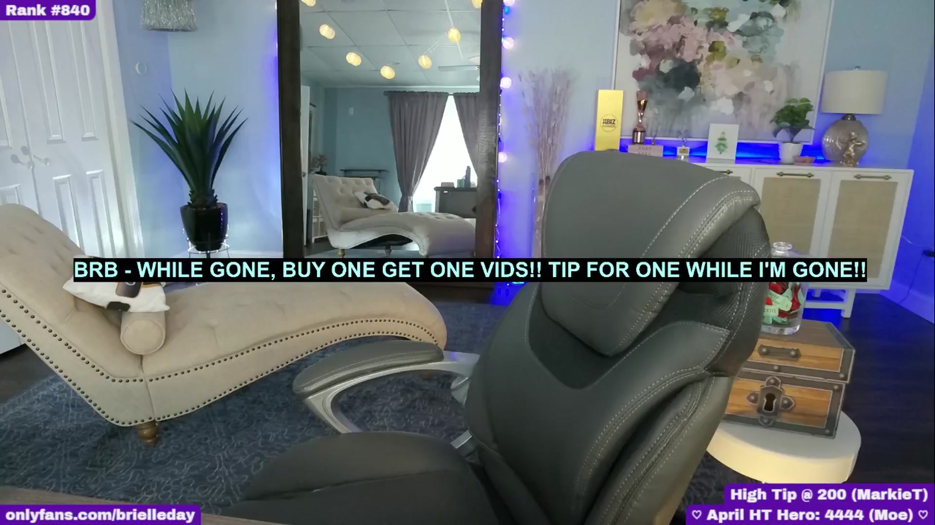 Gallery image thumbnail from BrielleDay's myfreecams stream on, 04/30/2025, 22:22 image 15 of 20