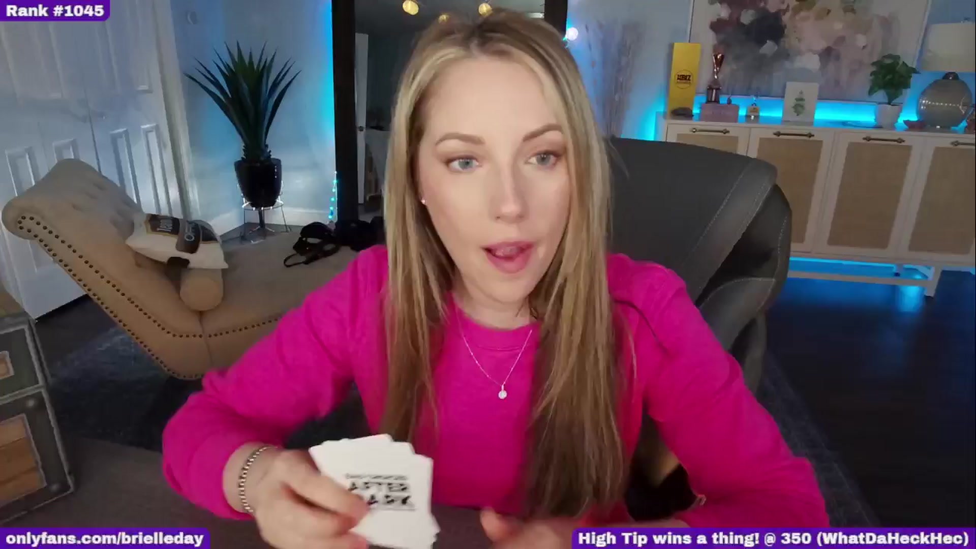 Gallery image thumbnail from BrielleDay's myfreecams stream on, 05/20/2025, 20:54 image 11 of 20
