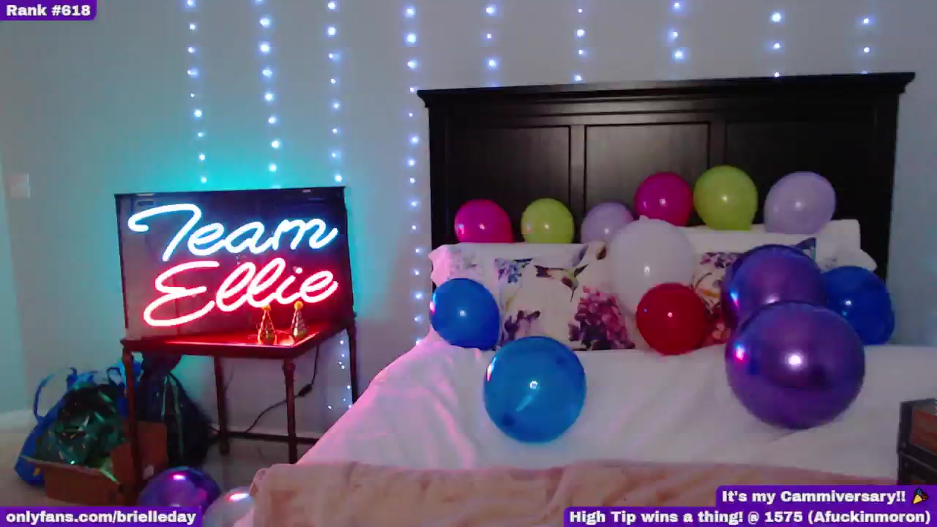 Gallery image thumbnail from BrielleDay's myfreecams stream on, 05/31/2025, 02:43 image 16 of 20