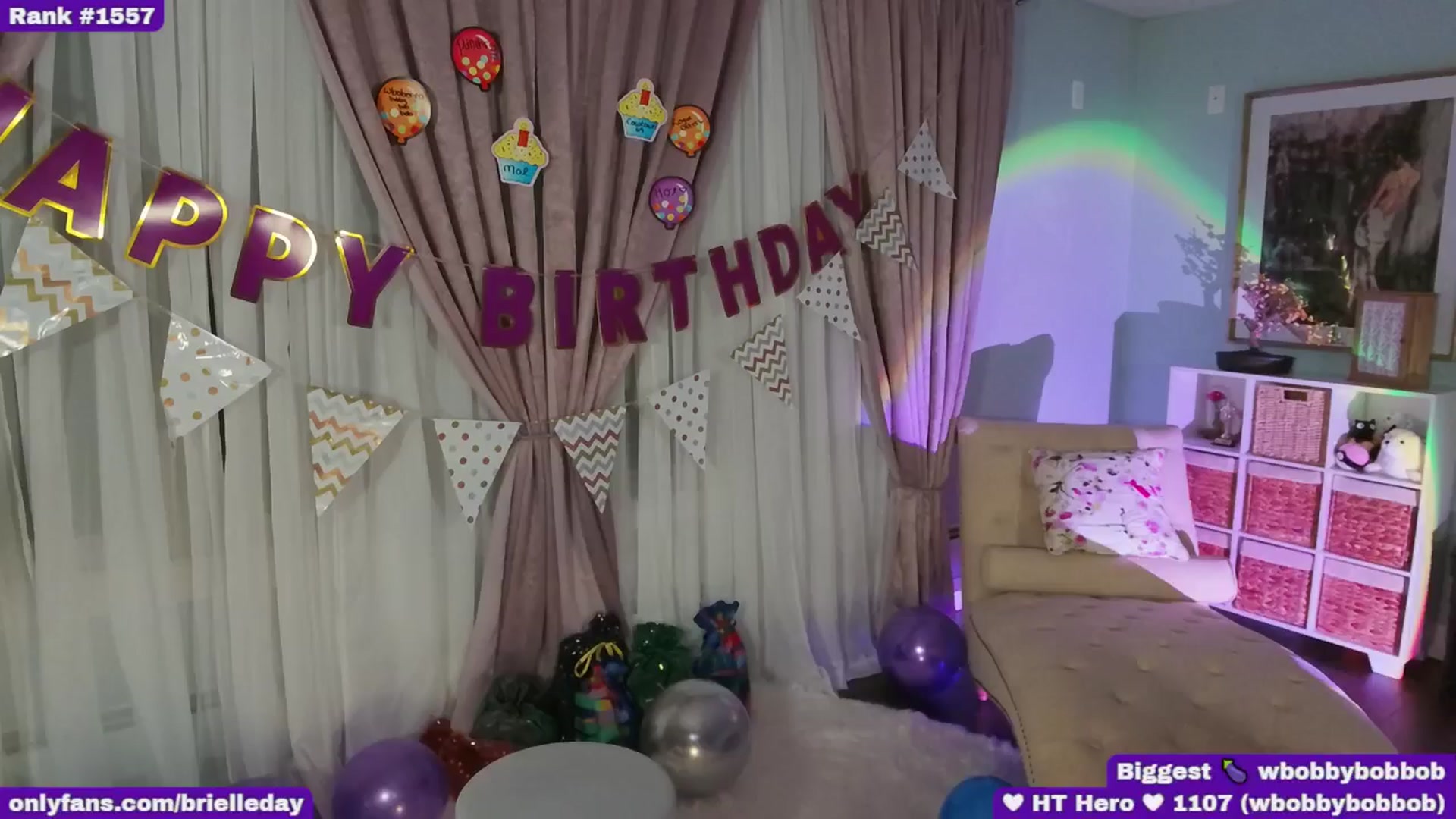 Gallery image thumbnail from BrielleDay's myfreecams stream on, 11/19/2025, 06:10 image 3 of 20