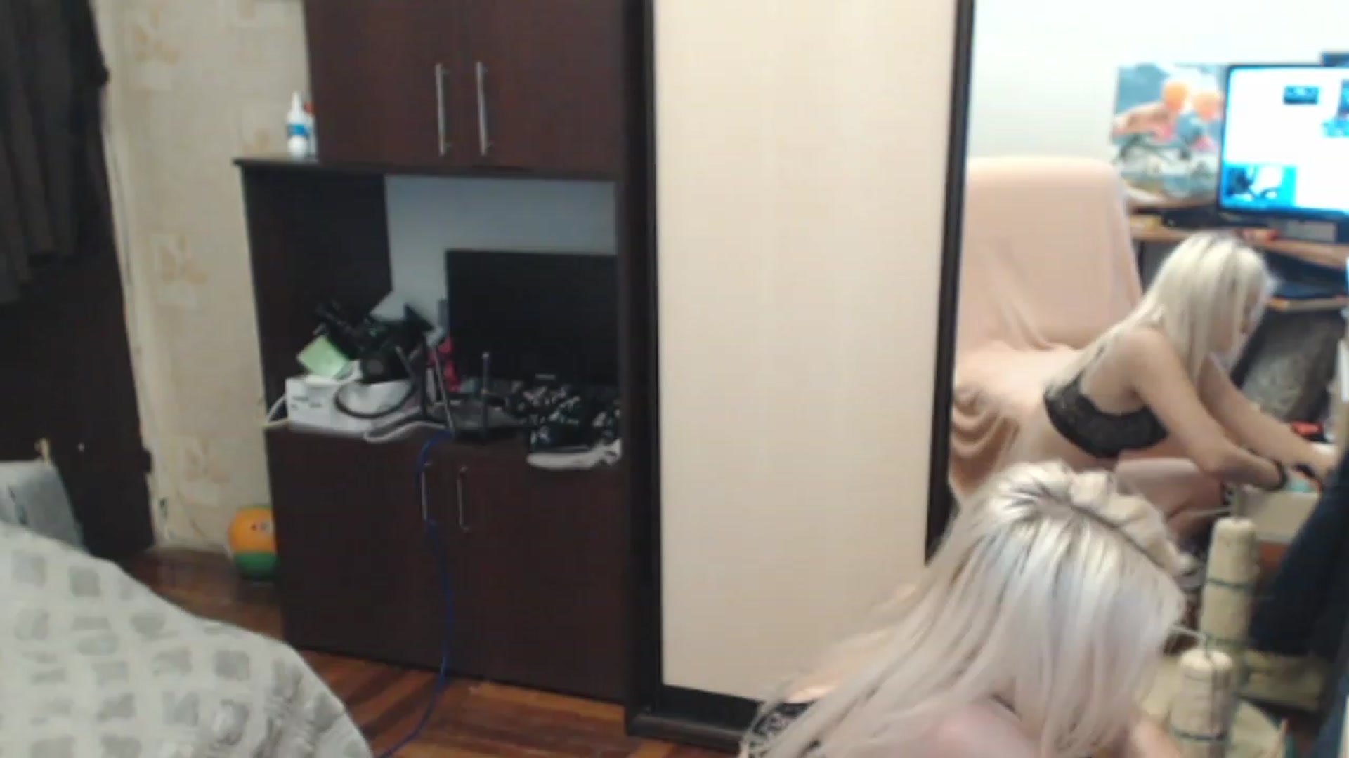 Gallery image thumbnail from BrightAlicia's myfreecams stream on, 12/01/2022, 20:23 image 3 of 20