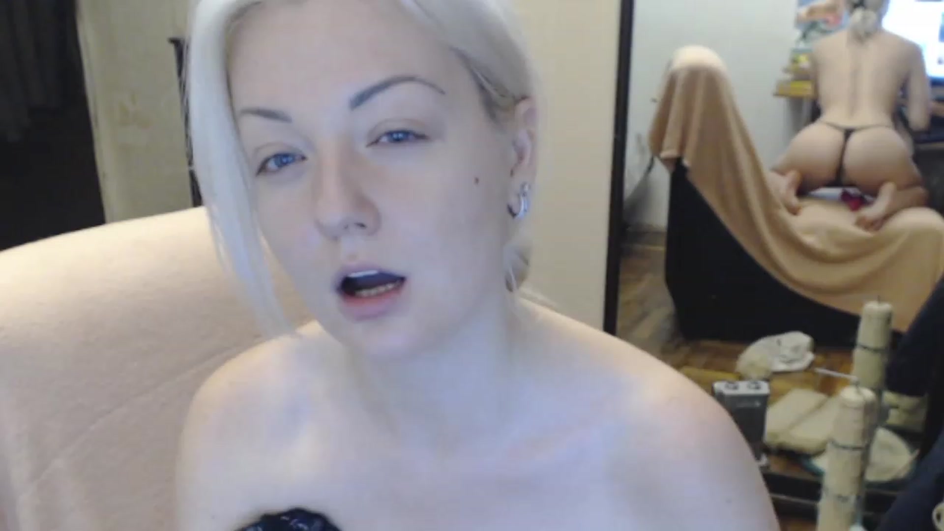 Gallery image thumbnail from BrightAlicia's myfreecams stream on, 12/01/2022, 22:49 image 5 of 20