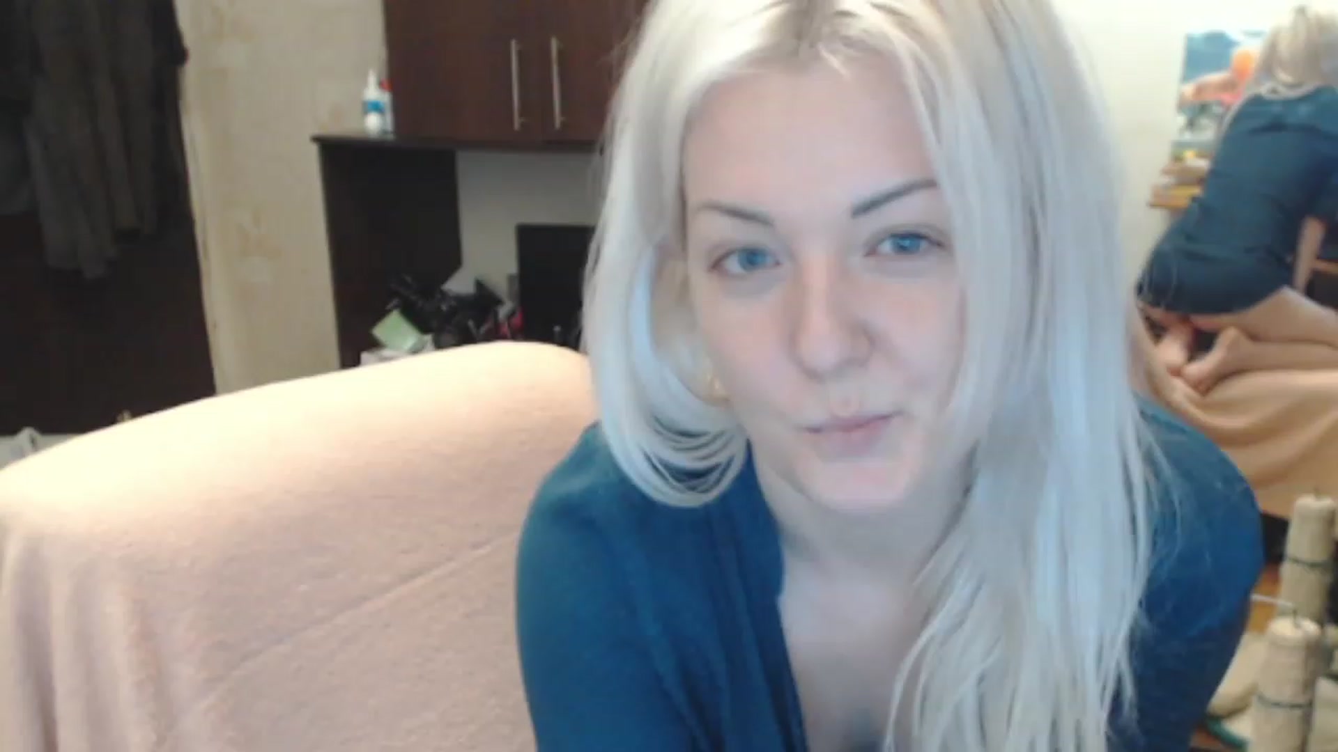 Gallery image thumbnail from BrightAlicia's myfreecams stream on, 12/01/2022, 22:49 image 15 of 20