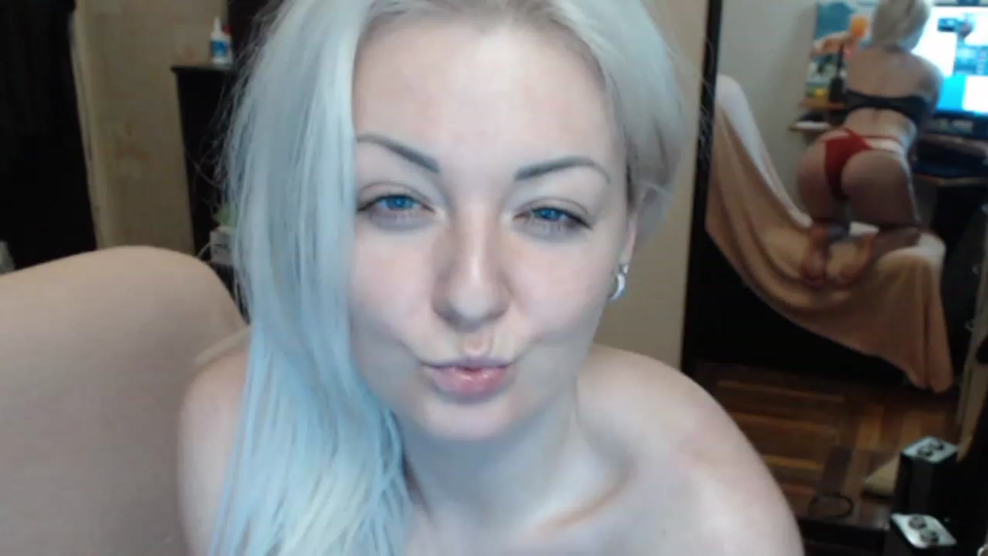 Gallery image thumbnail from BrightAlicia's myfreecams stream on, 12/03/2022, 21:00 image 7 of 20