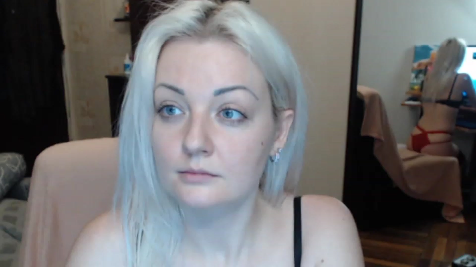 Gallery image thumbnail from BrightAlicia's myfreecams stream on, 12/03/2022, 22:05 image 13 of 20