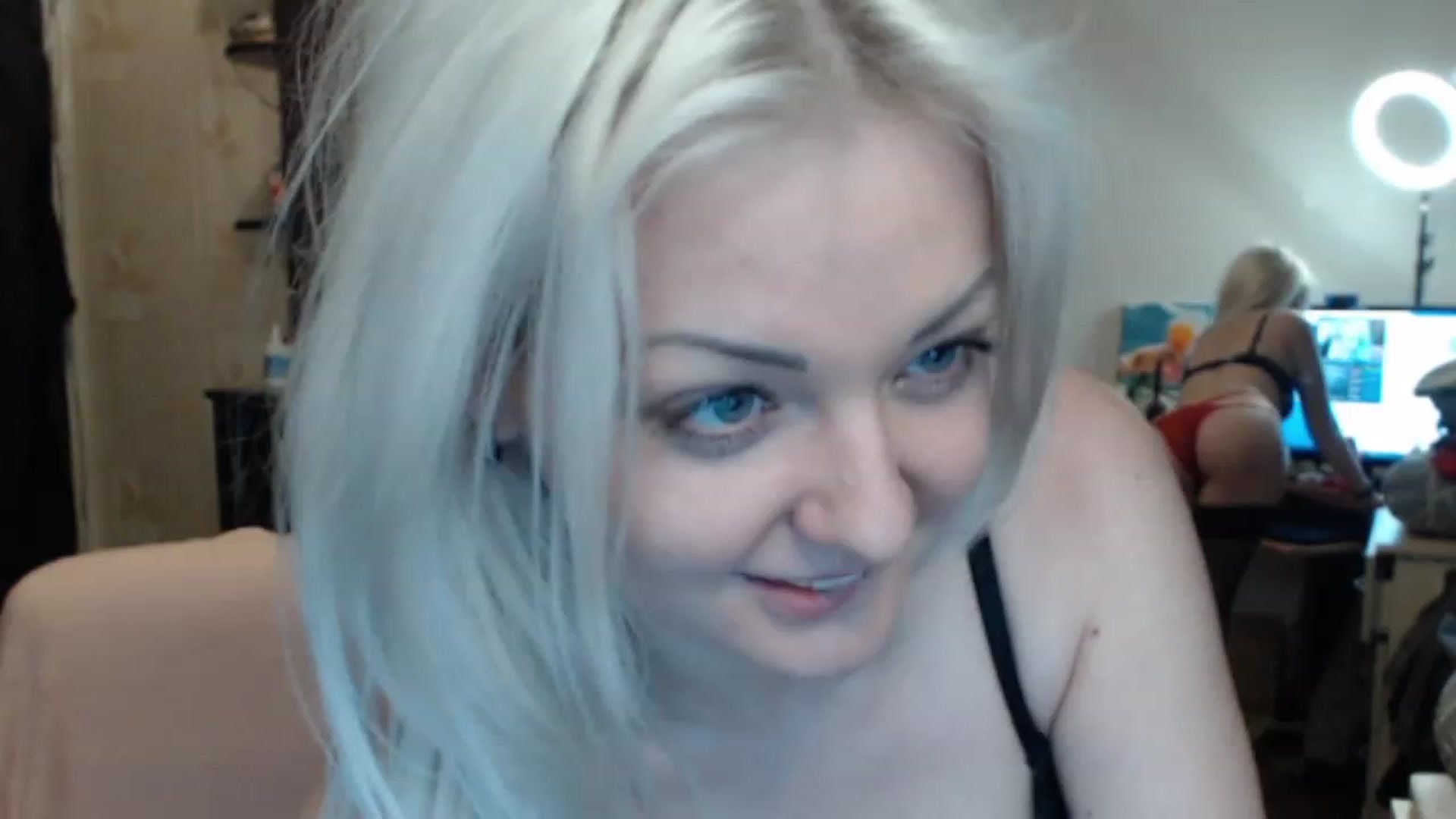 Gallery image thumbnail from BrightAlicia's myfreecams stream on, 12/03/2022, 22:05 image 6 of 20