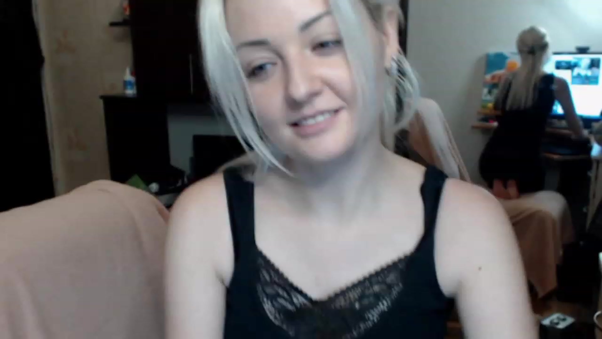Gallery image thumbnail from BrightAlicia's myfreecams stream on, 12/04/2022, 18:19 image 11 of 20