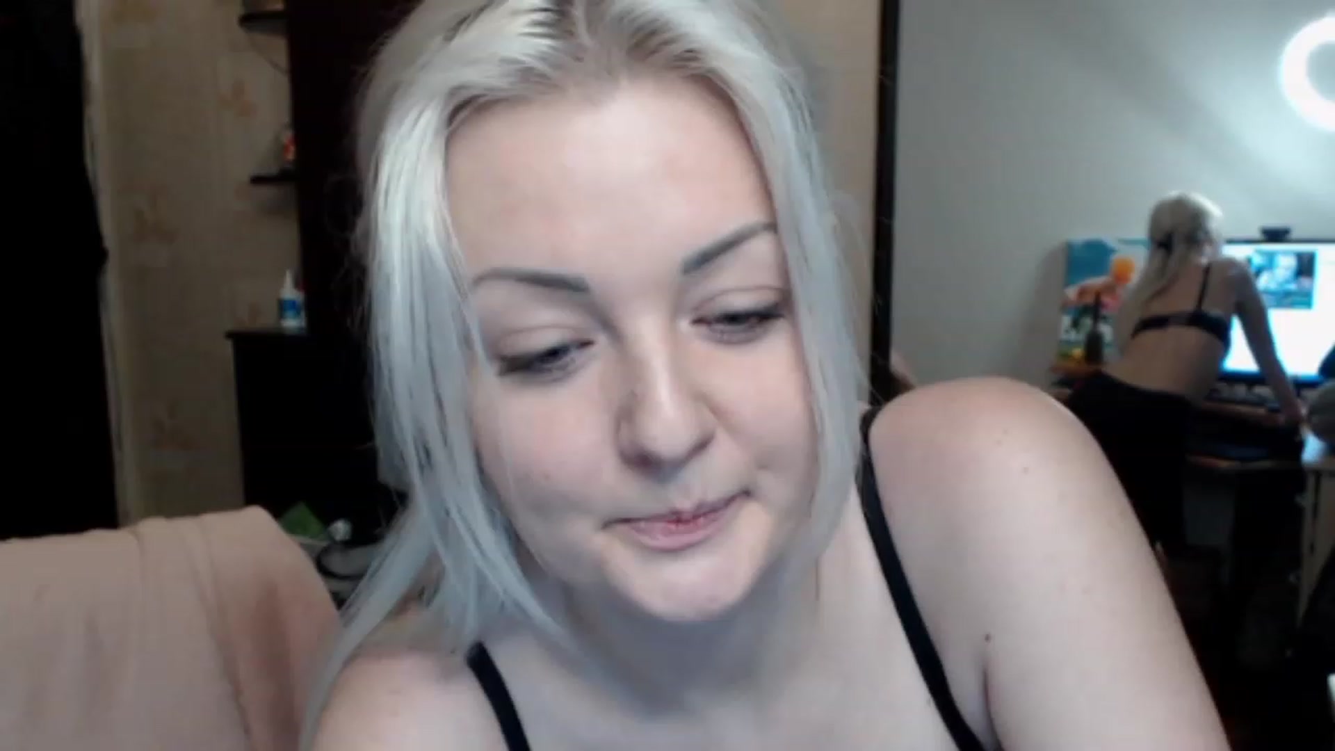 Gallery image thumbnail from BrightAlicia's myfreecams stream on, 12/04/2022, 18:19 image 8 of 20