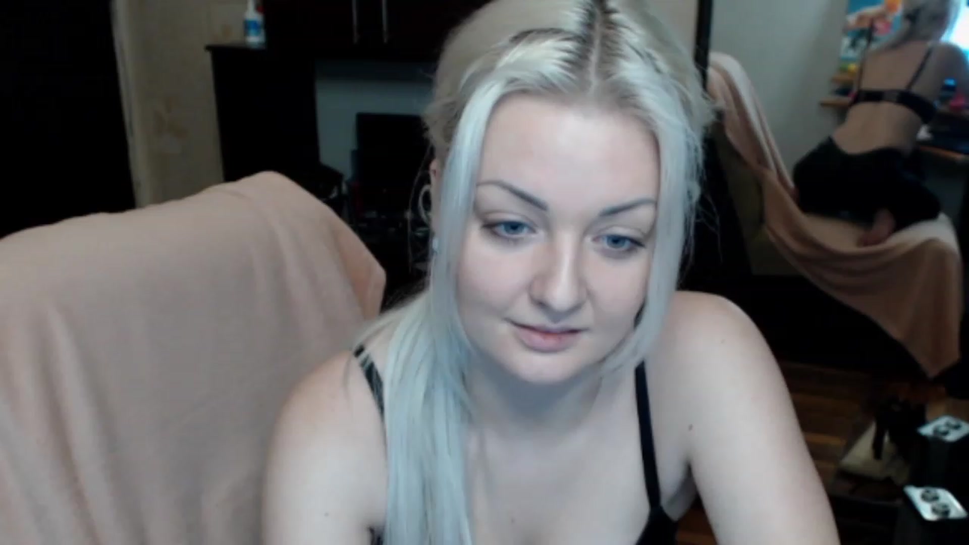 Gallery image thumbnail from BrightAlicia's myfreecams stream on, 12/04/2022, 18:19 image 2 of 20