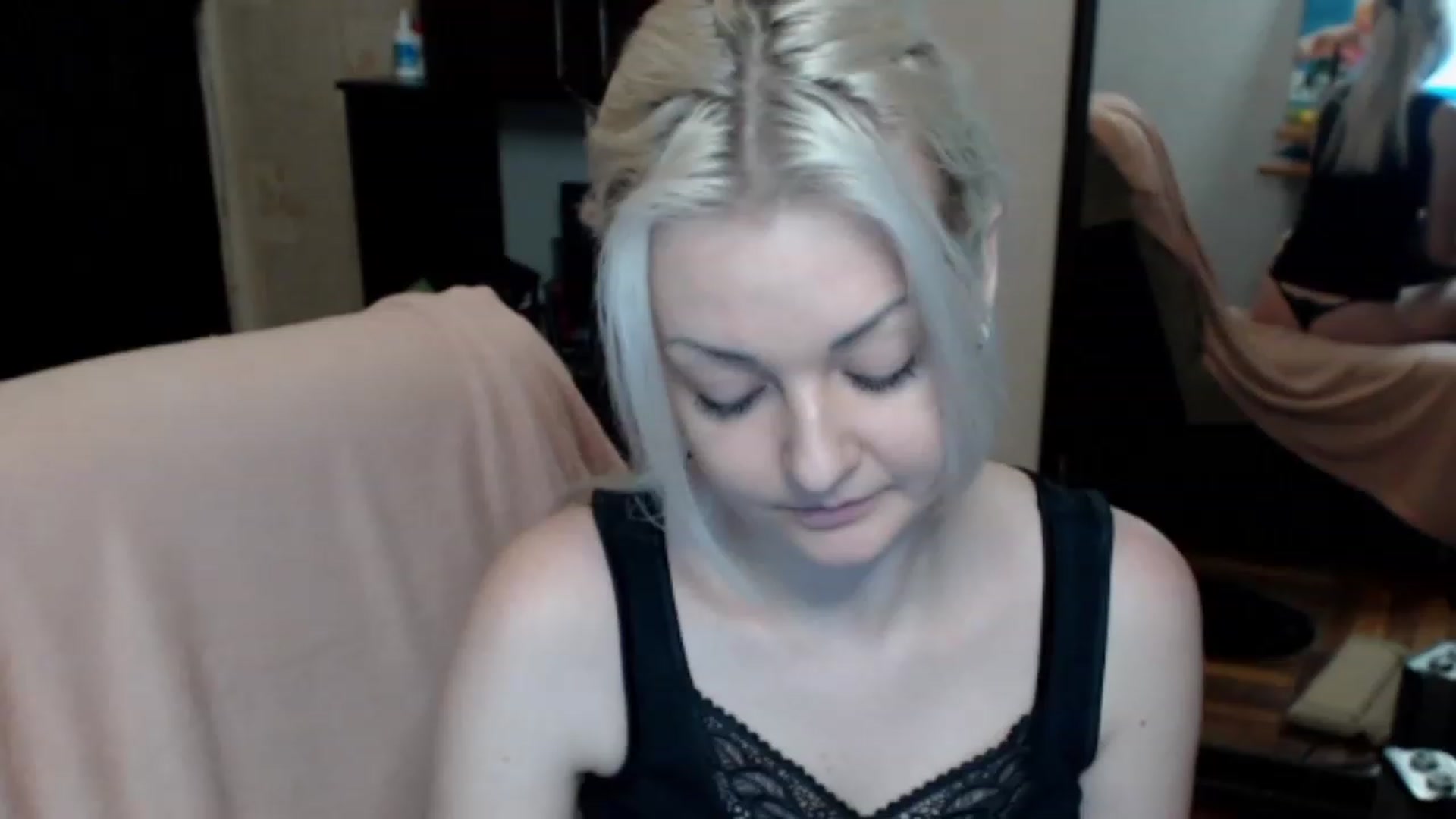 Gallery image thumbnail from BrightAlicia's myfreecams stream on, 12/04/2022, 20:26 image 13 of 20