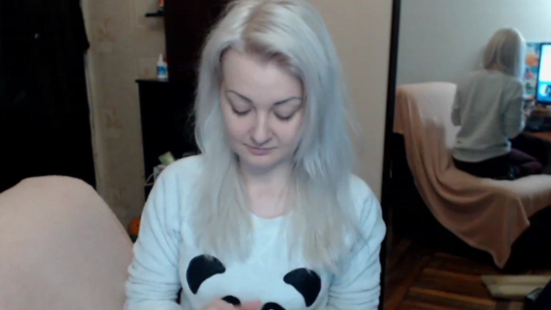 Gallery image thumbnail from BrightAlicia's myfreecams stream on, 12/09/2022, 15:38 image 5 of 20