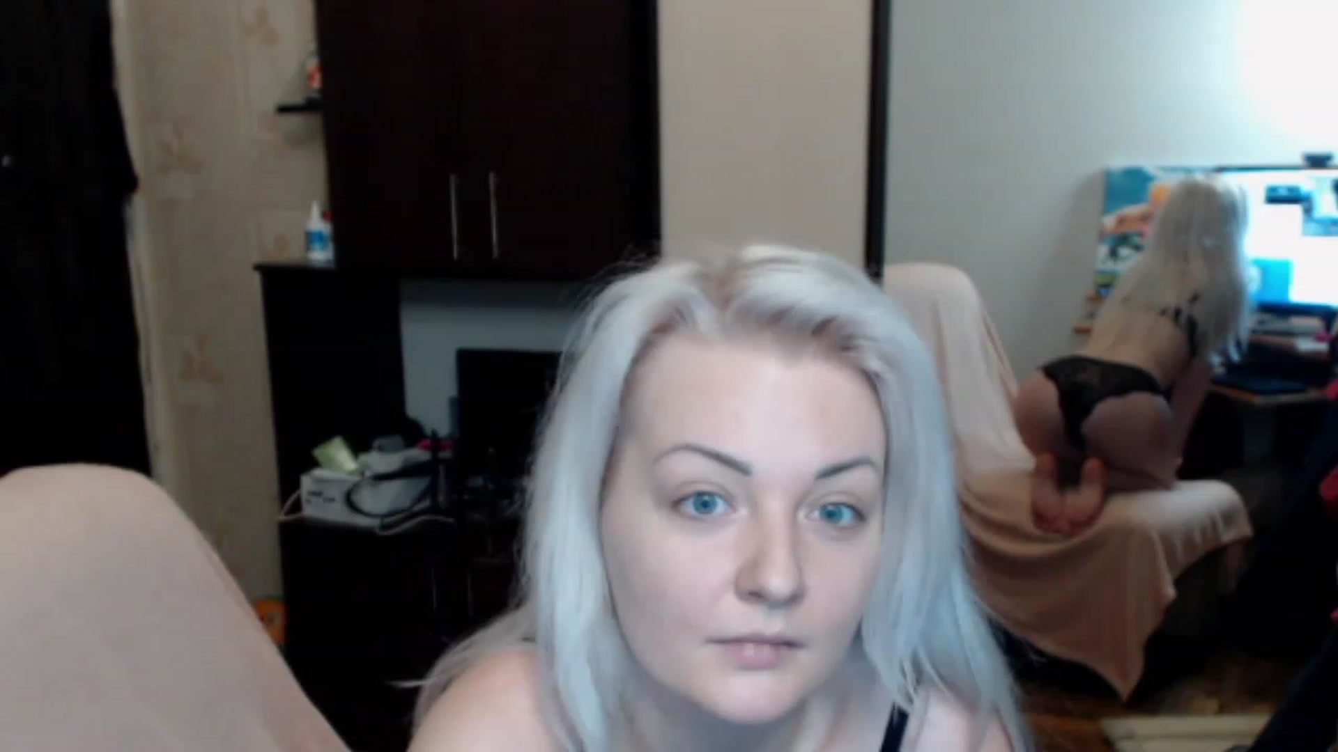 Gallery image thumbnail from BrightAlicia's myfreecams stream on, 12/09/2022, 16:18 image 17 of 20