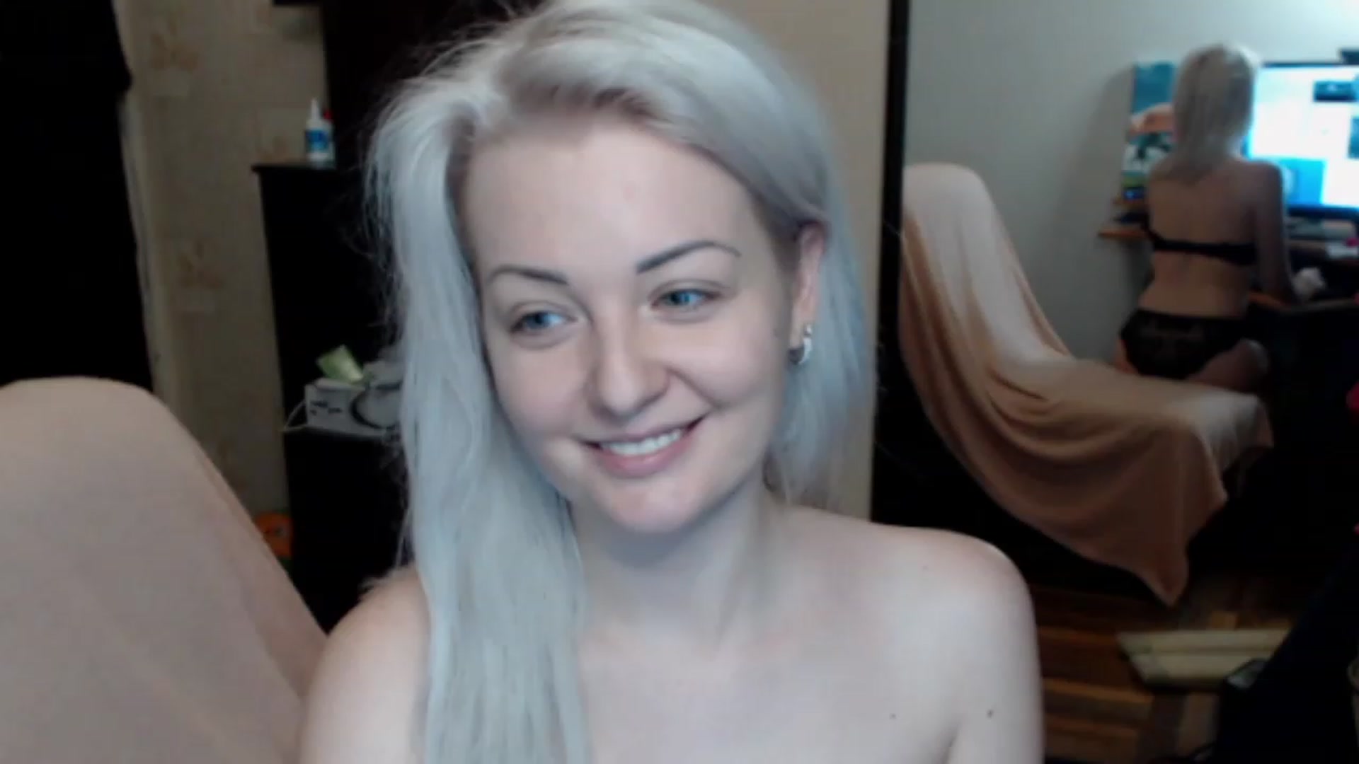 Gallery image thumbnail from BrightAlicia's myfreecams stream on, 12/09/2022, 17:22 image 10 of 20