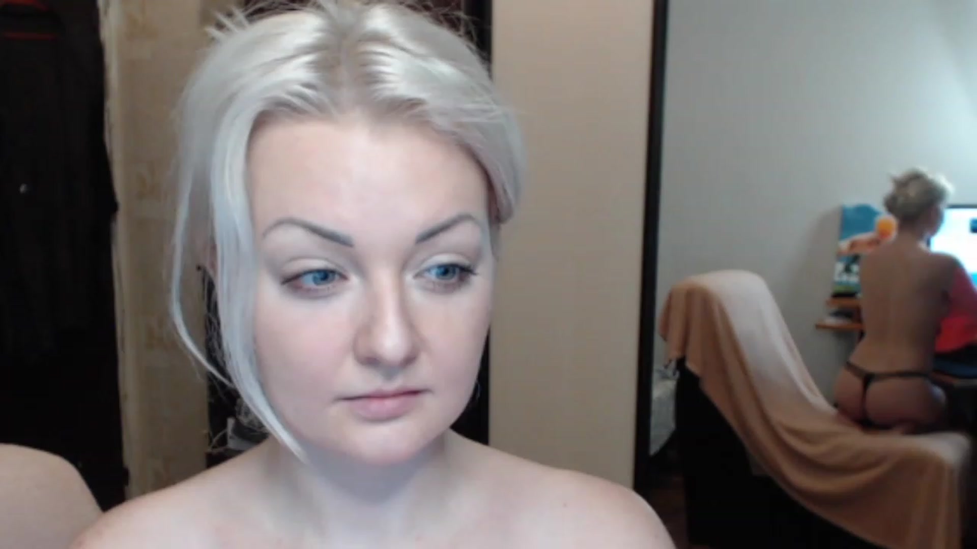 Gallery image thumbnail from BrightAlicia's myfreecams stream on, 12/15/2022, 18:54 image 10 of 20