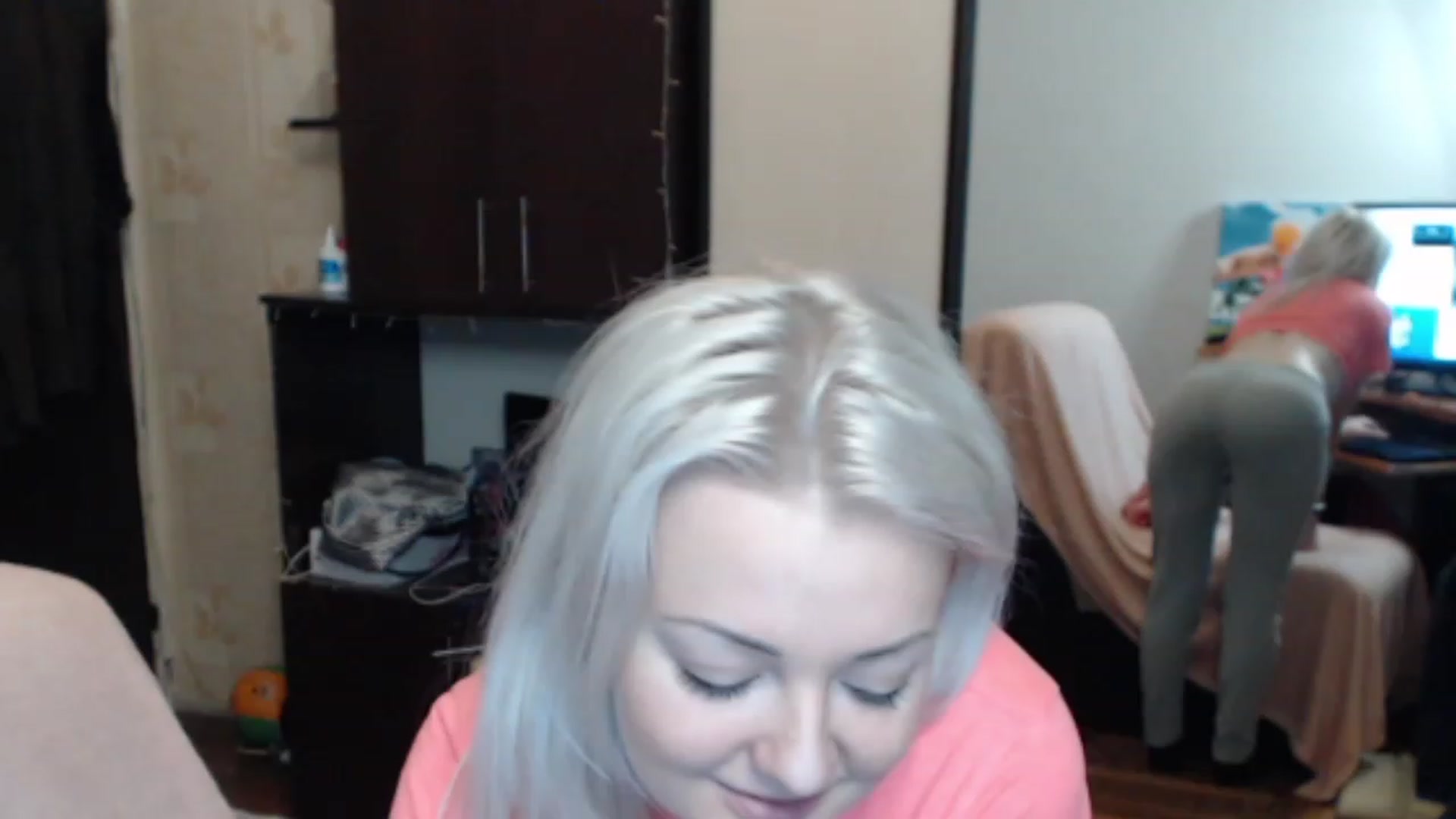 Gallery image thumbnail from BrightAlicia's myfreecams stream on, 12/15/2022, 18:54 image 4 of 20