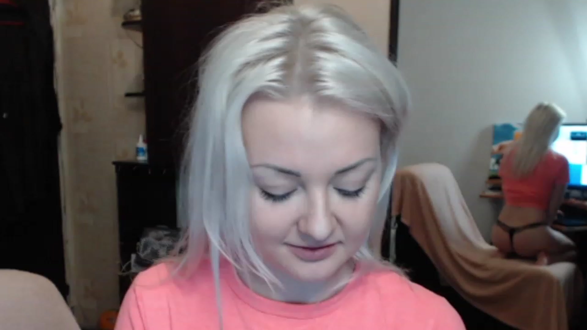 Gallery image thumbnail from BrightAlicia's myfreecams stream on, 12/15/2022, 18:54 image 7 of 20