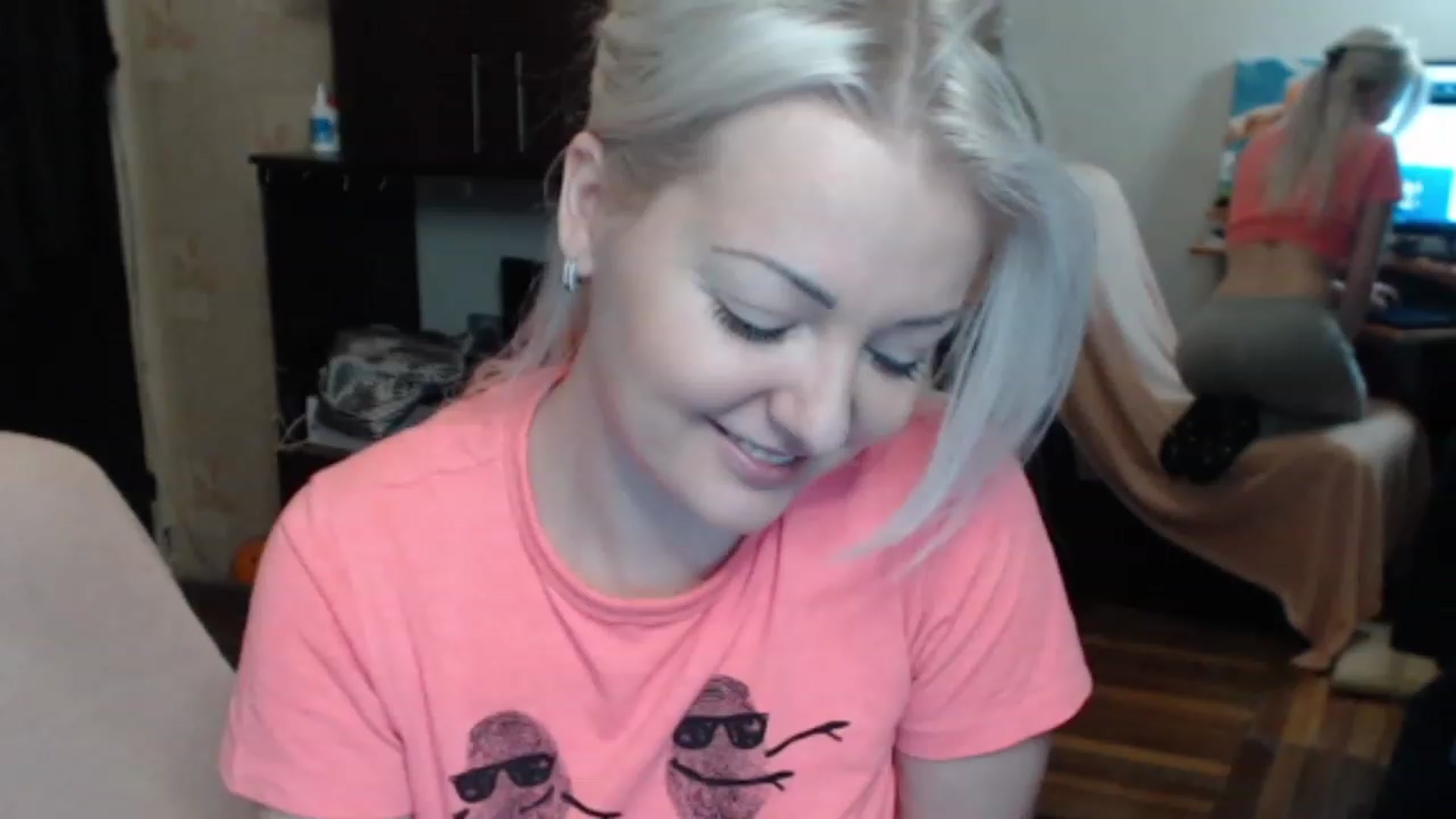 Gallery image thumbnail from BrightAlicia's myfreecams stream on, 12/15/2022, 18:54 image 2 of 20