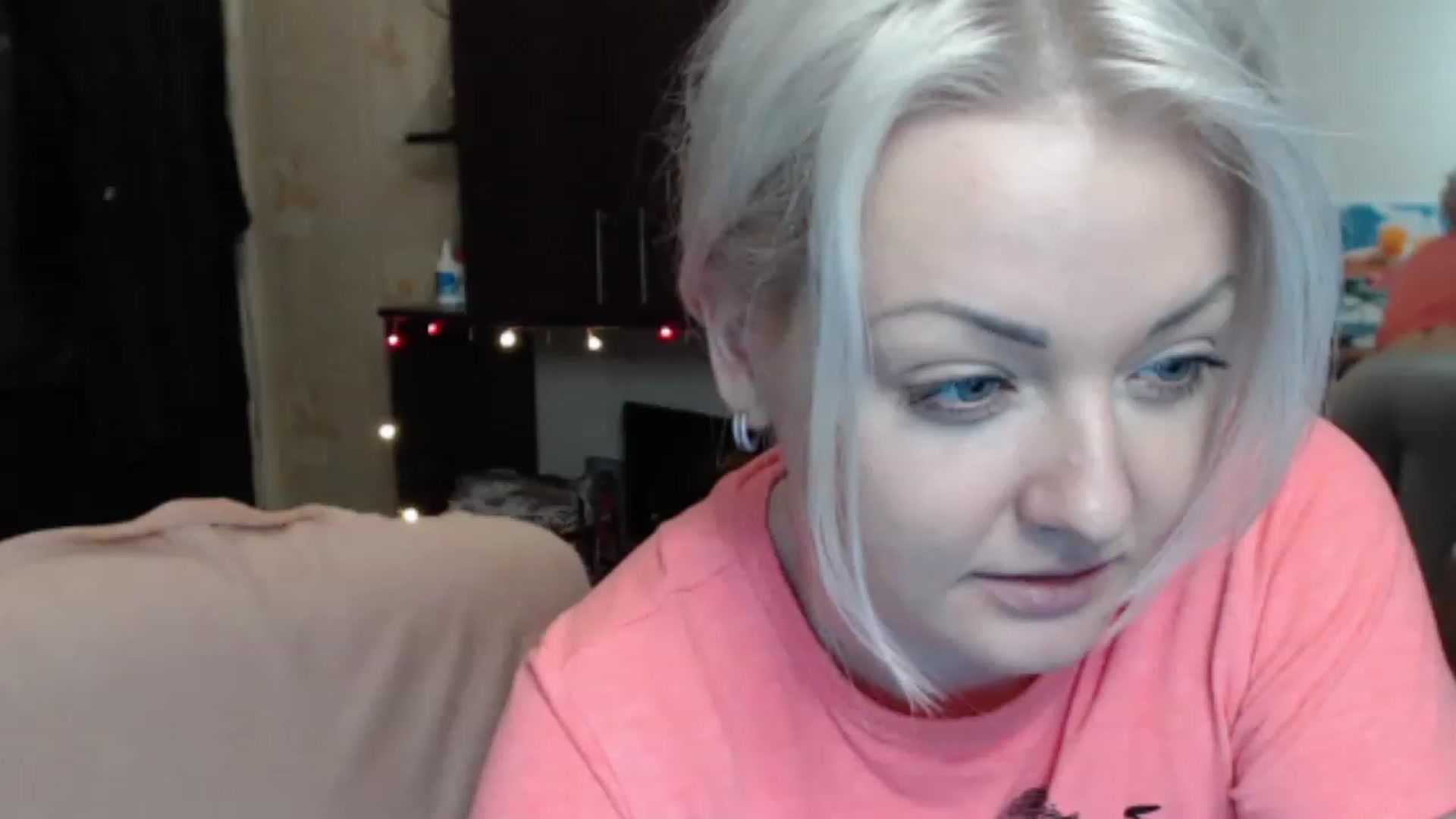 Gallery image thumbnail from BrightAlicia's myfreecams stream on, 12/15/2022, 21:39 image 11 of 20
