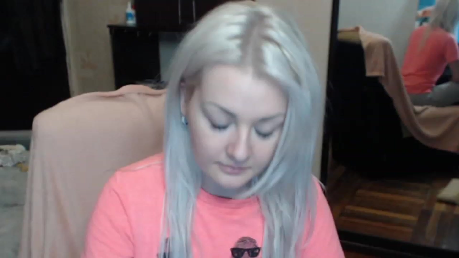 Gallery image thumbnail from BrightAlicia's myfreecams stream on, 12/15/2022, 21:39 image 1 of 20
