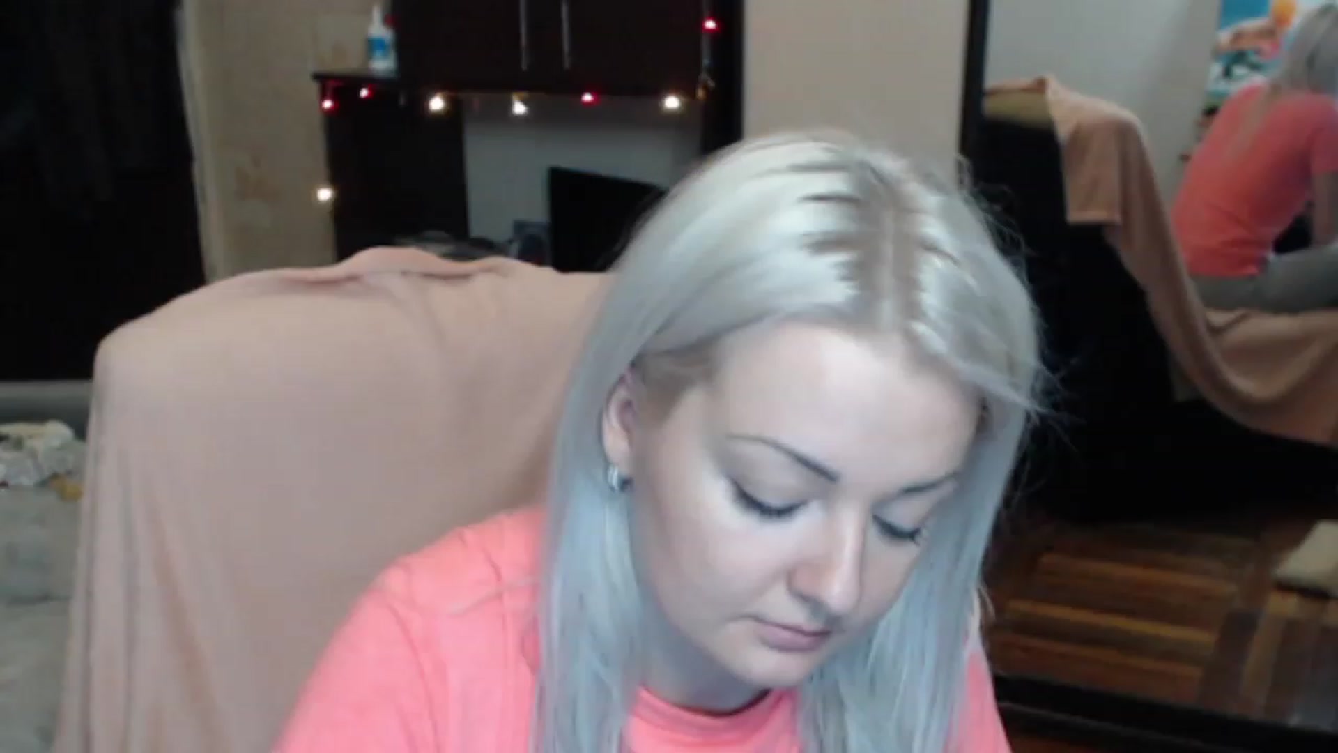 Gallery image thumbnail from BrightAlicia's myfreecams stream on, 12/15/2022, 21:39 image 2 of 20