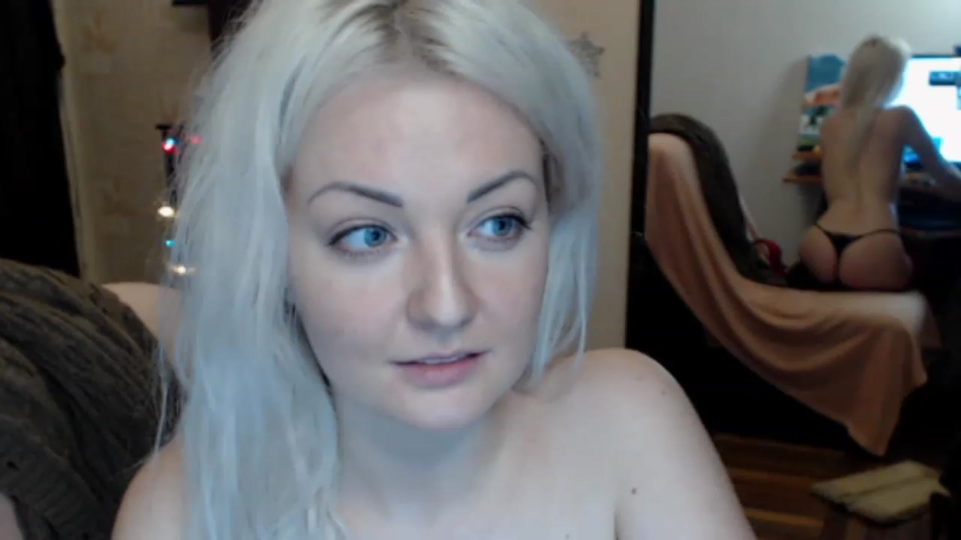 Gallery image thumbnail from BrightAlicia's myfreecams stream on, 12/24/2022, 18:25 image 20 of 20