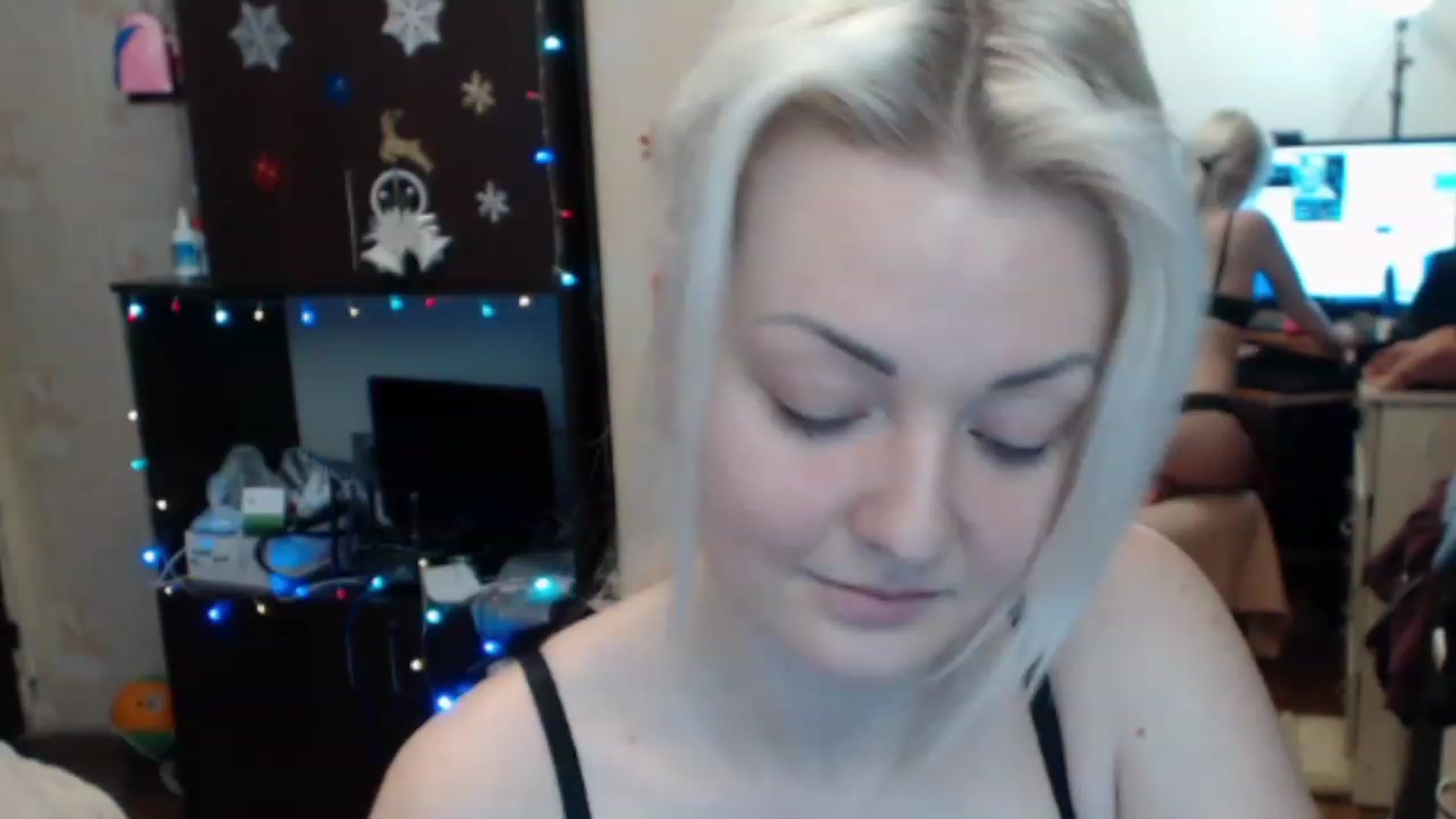 Gallery image thumbnail from BrightAlicia's myfreecams stream on, 01/02/2023, 18:23 image 16 of 20