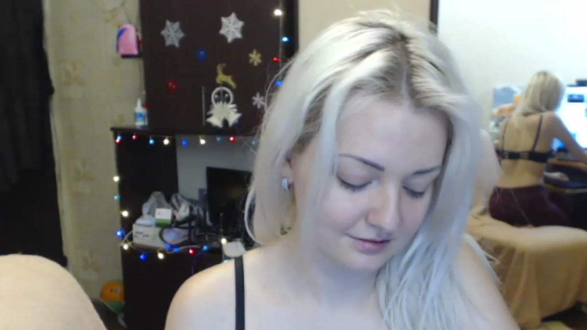 Gallery image thumbnail from BrightAlicia's myfreecams stream on, 01/02/2023, 20:32 image 9 of 20