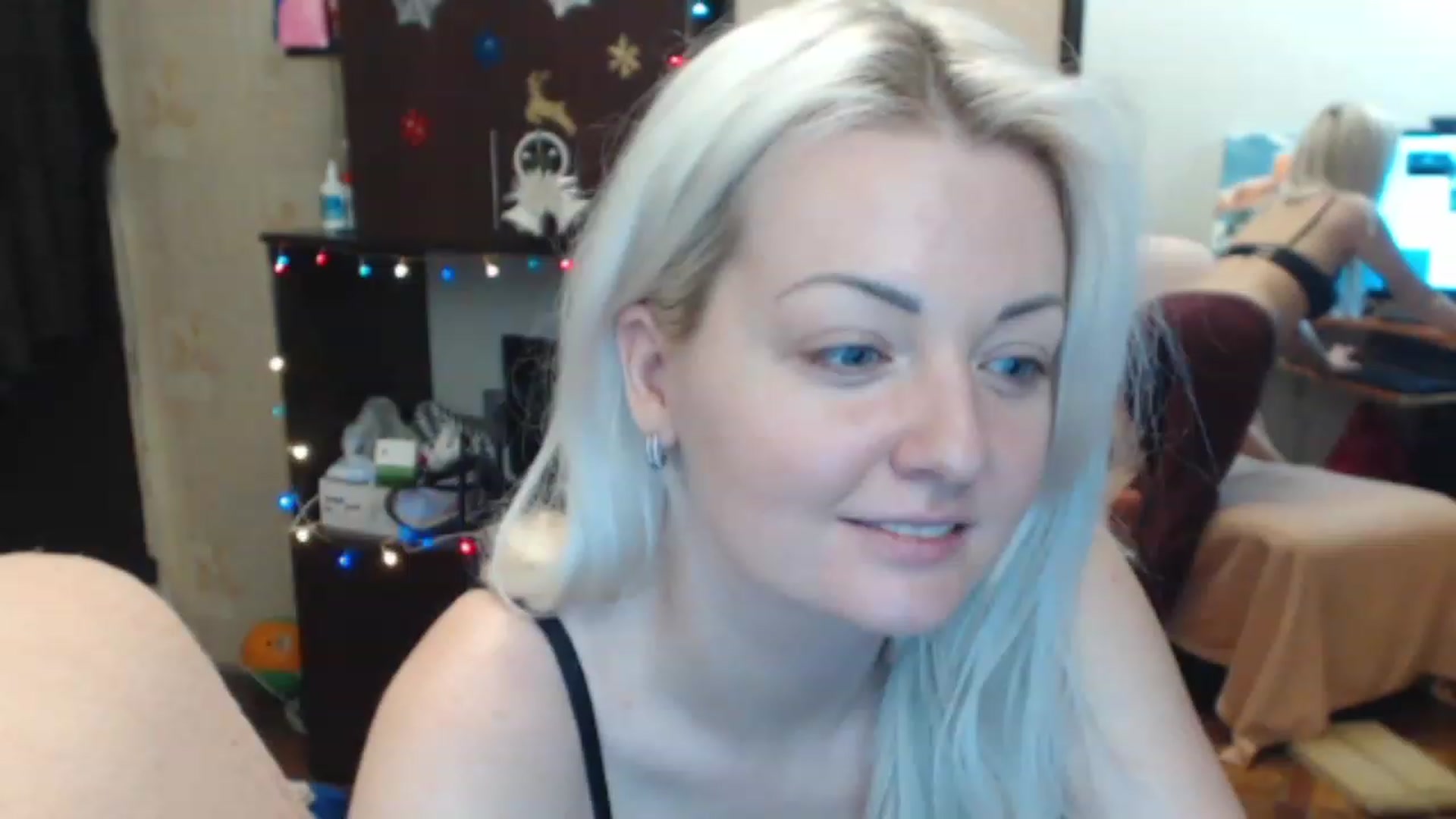 Gallery image thumbnail from BrightAlicia's myfreecams stream on, 01/02/2023, 20:32 image 10 of 20