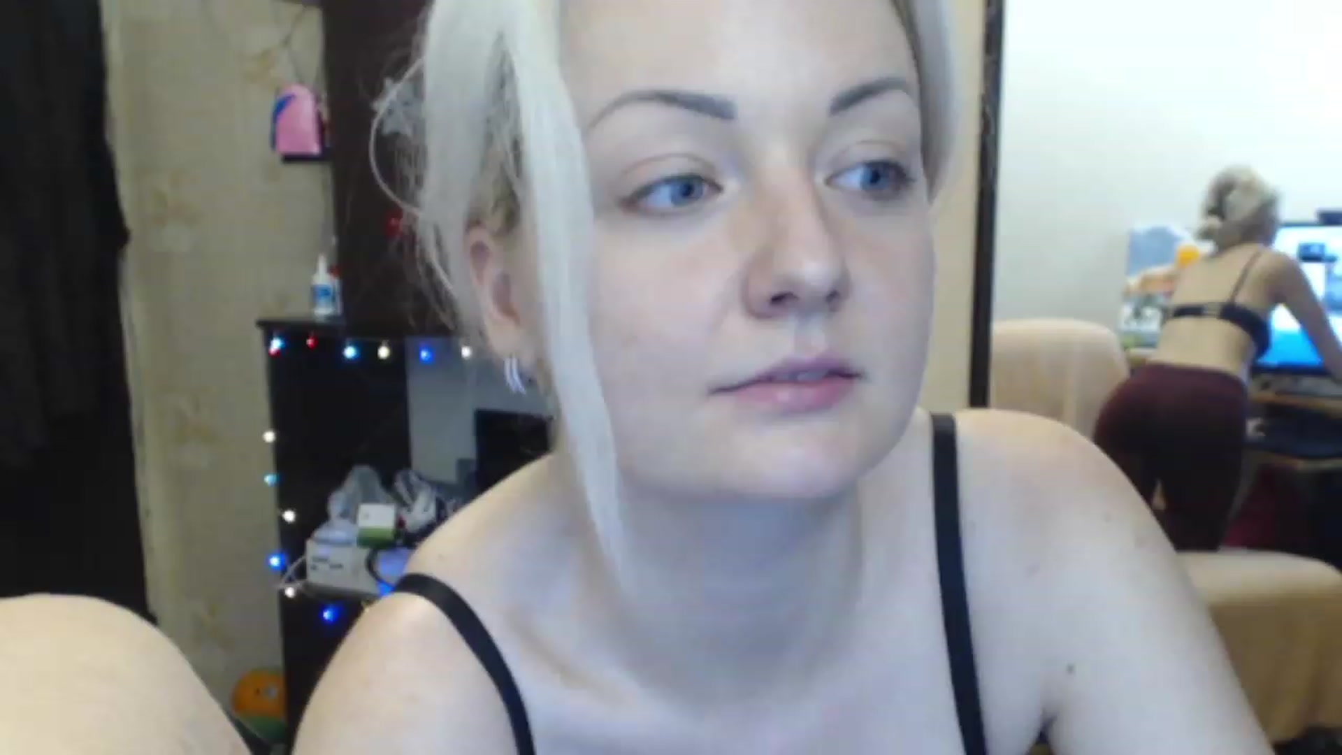 Gallery image thumbnail from BrightAlicia's myfreecams stream on, 01/02/2023, 20:32 image 6 of 20