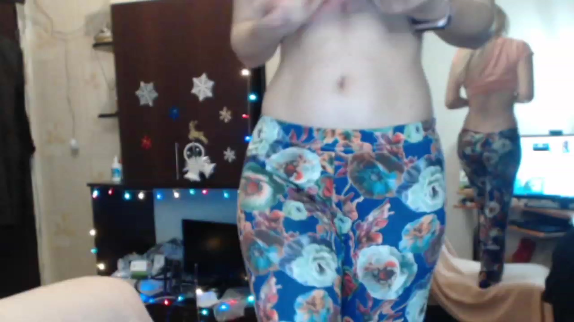 Gallery image thumbnail from BrightAlicia's myfreecams stream on, 01/07/2023, 15:35 image 2 of 20