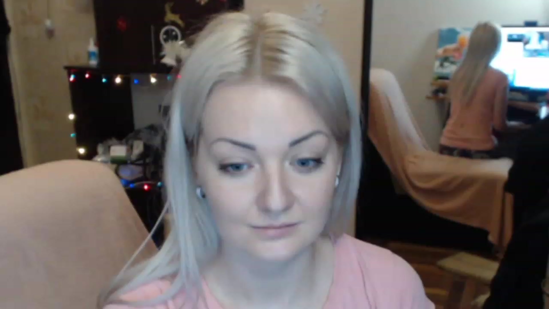 Gallery image thumbnail from BrightAlicia's myfreecams stream on, 01/07/2023, 15:35 image 19 of 20