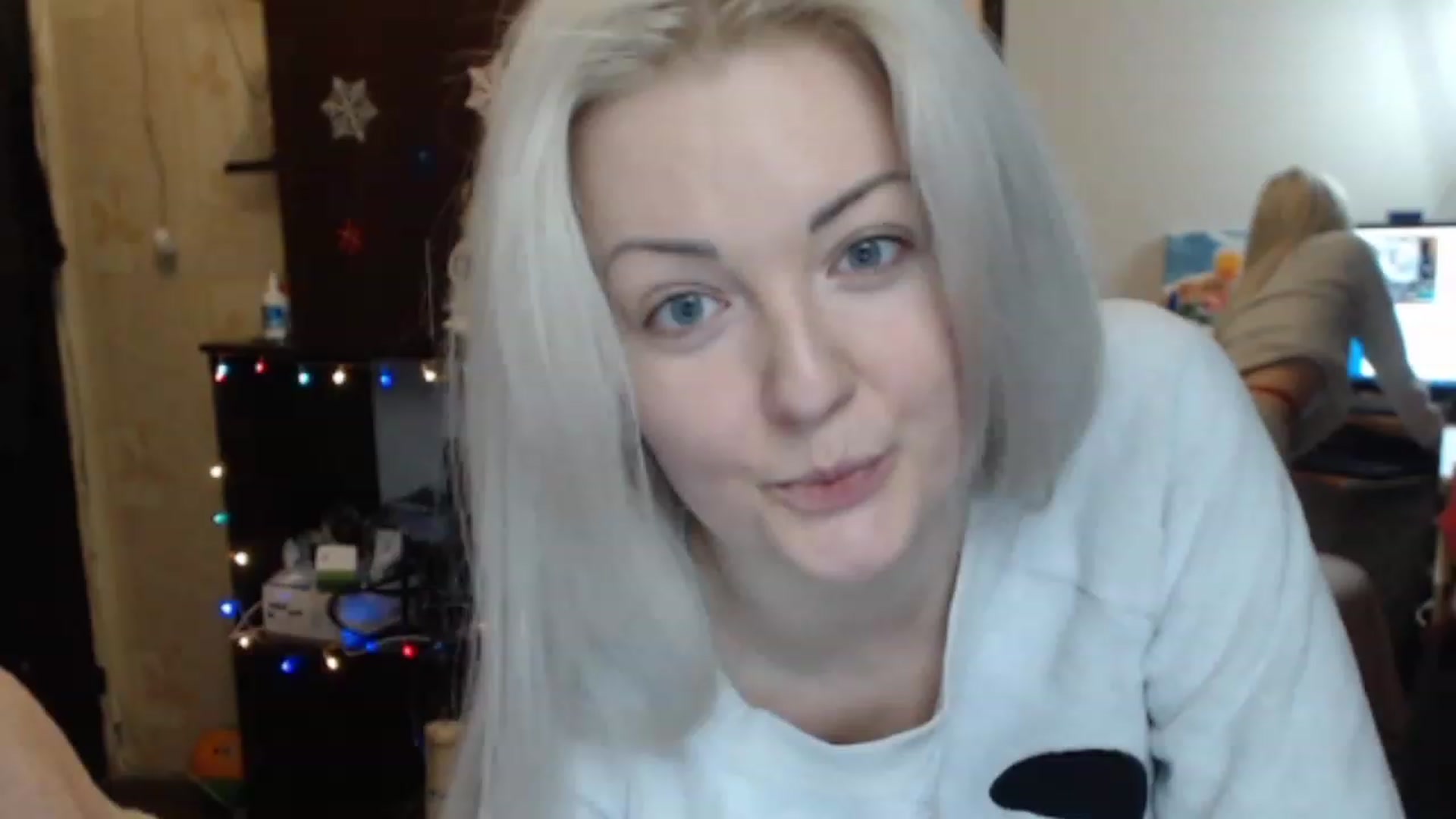 Gallery image thumbnail from BrightAlicia's myfreecams stream on, 01/08/2023, 20:24 image 6 of 20