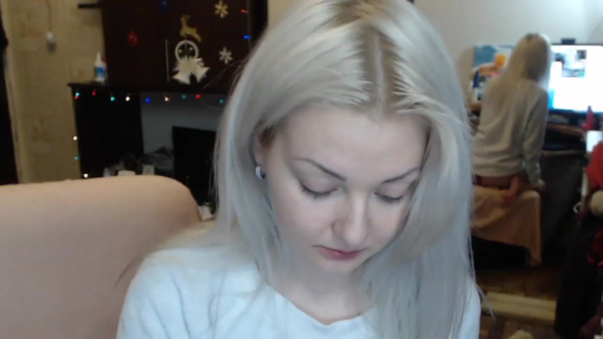 Gallery image thumbnail from BrightAlicia's myfreecams stream on, 01/08/2023, 22:28 image 4 of 20