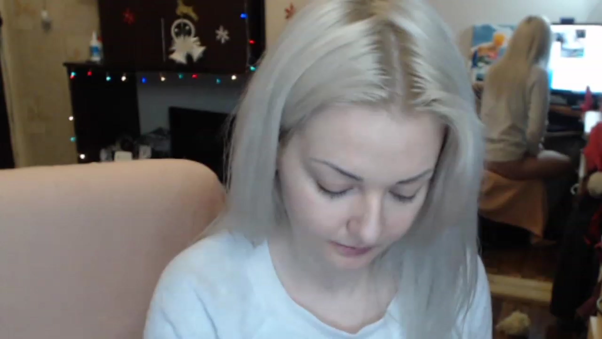 Gallery image thumbnail from BrightAlicia's myfreecams stream on, 01/08/2023, 22:28 image 14 of 20