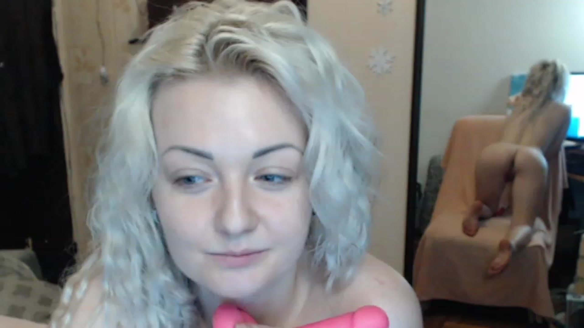 Gallery image thumbnail from BrightAlicia's myfreecams stream on, 01/22/2023, 19:39 image 19 of 20