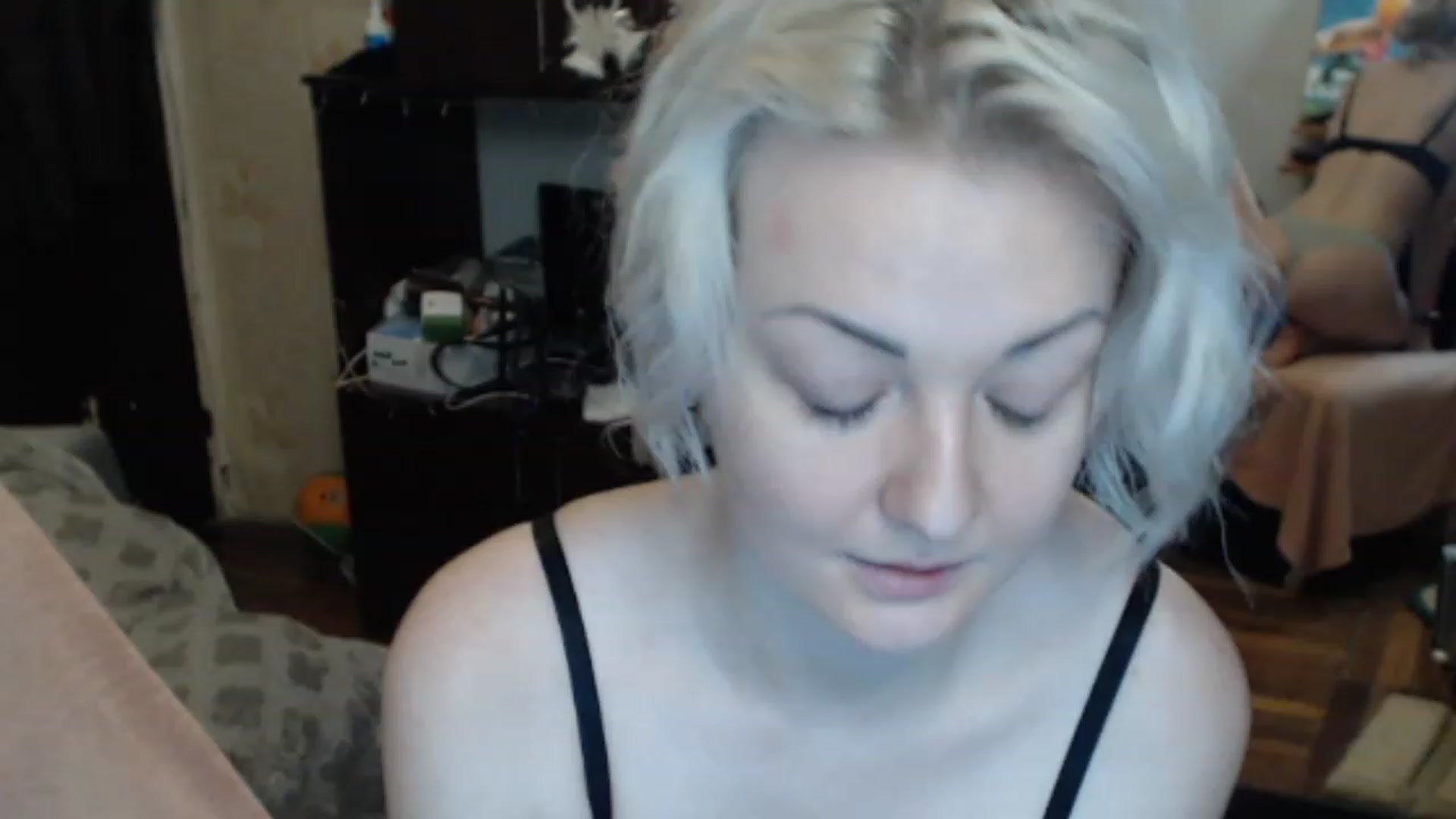 Gallery image thumbnail from BrightAlicia's myfreecams stream on, 01/22/2023, 19:39 image 10 of 20