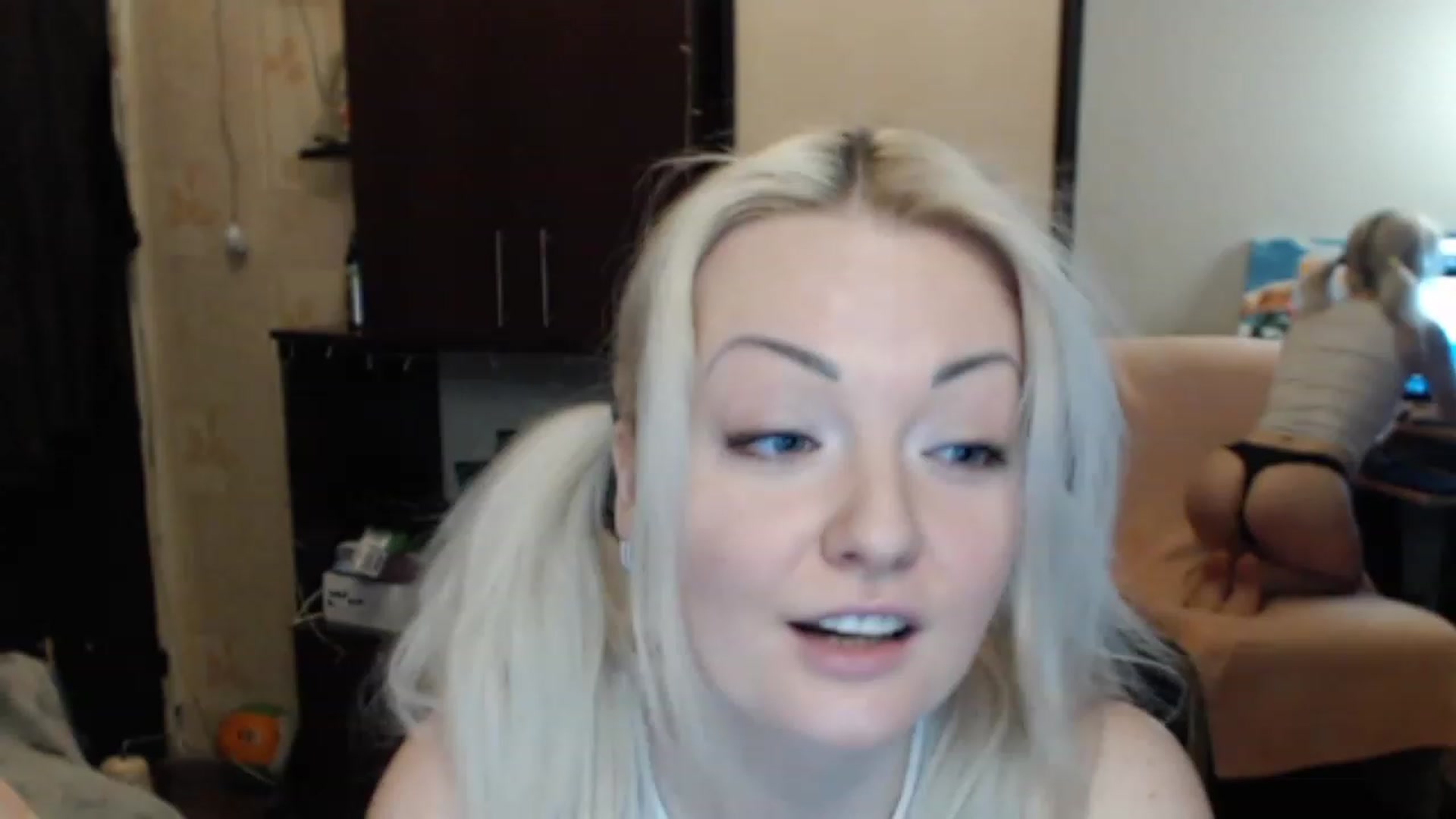 Gallery image thumbnail from BrightAlicia's myfreecams stream on, 03/26/2023, 12:31 image 4 of 20
