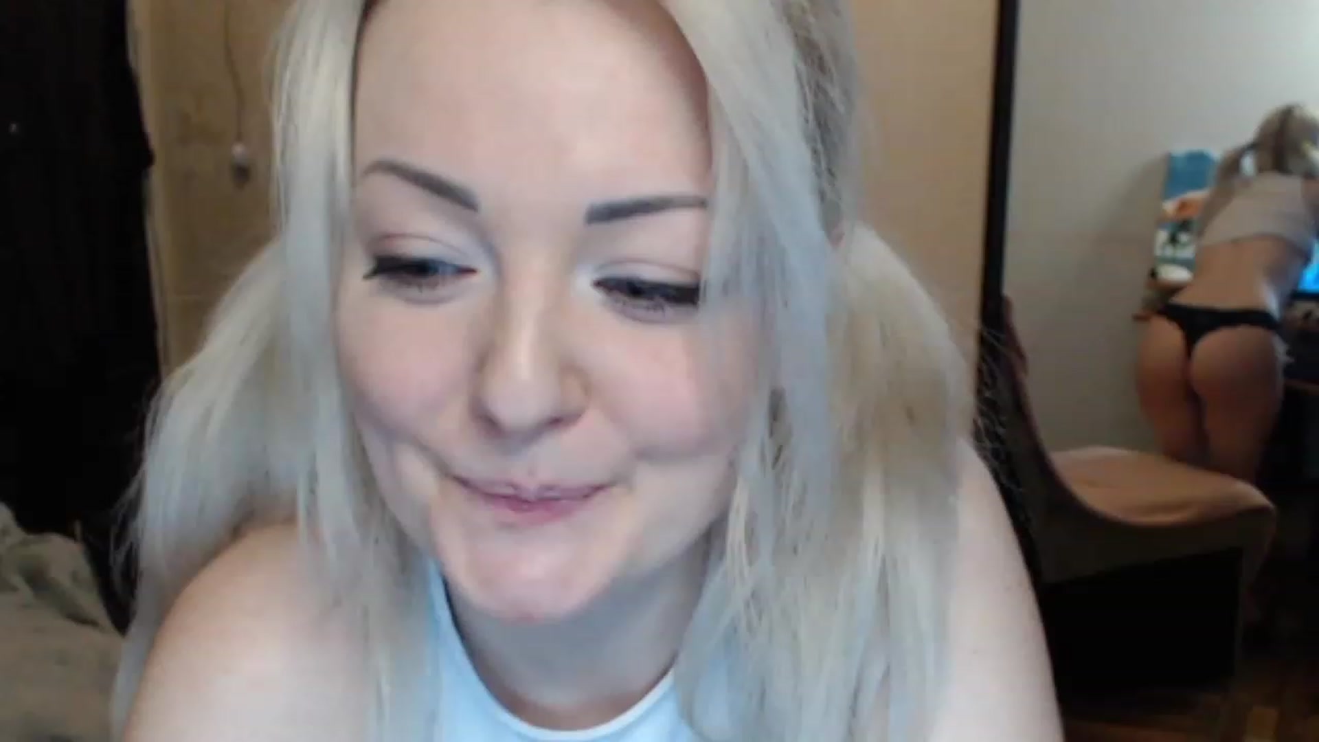 Gallery image thumbnail from BrightAlicia's myfreecams stream on, 03/26/2023, 12:31 image 12 of 20