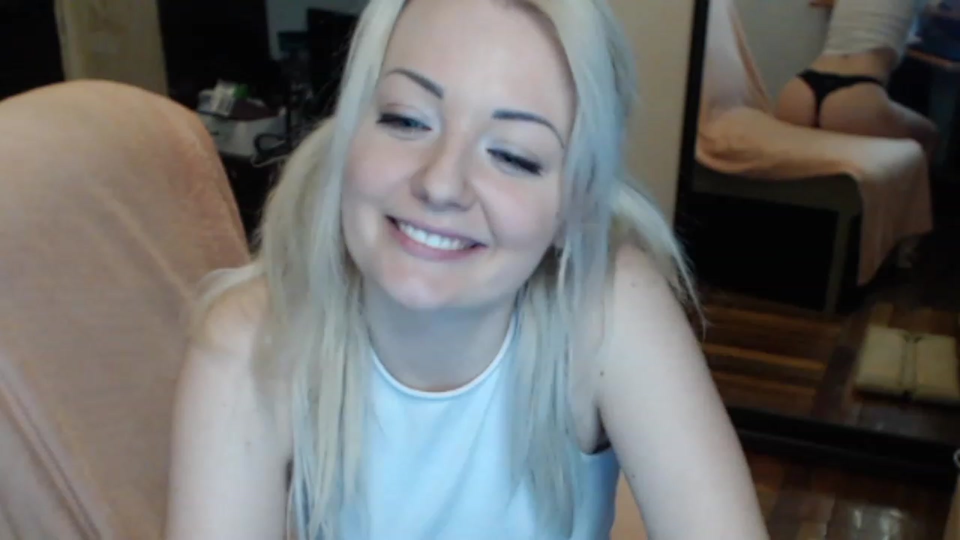 Gallery image thumbnail from BrightAlicia's myfreecams stream on, 03/26/2023, 13:23 image 18 of 20