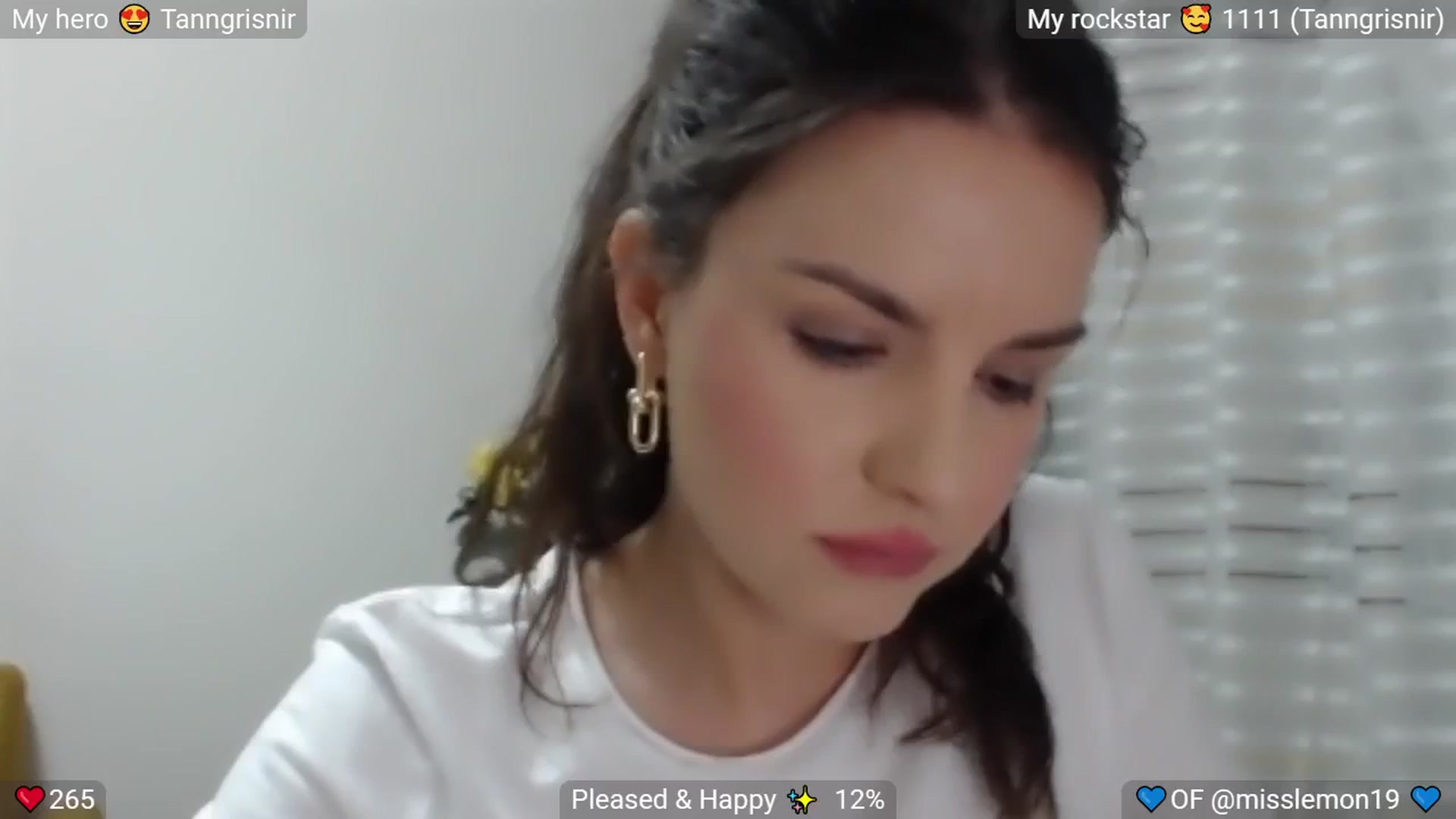 Gallery image thumbnail from BrightEyes's myfreecams stream on, 09/19/2025, 19:15 image 18 of 20