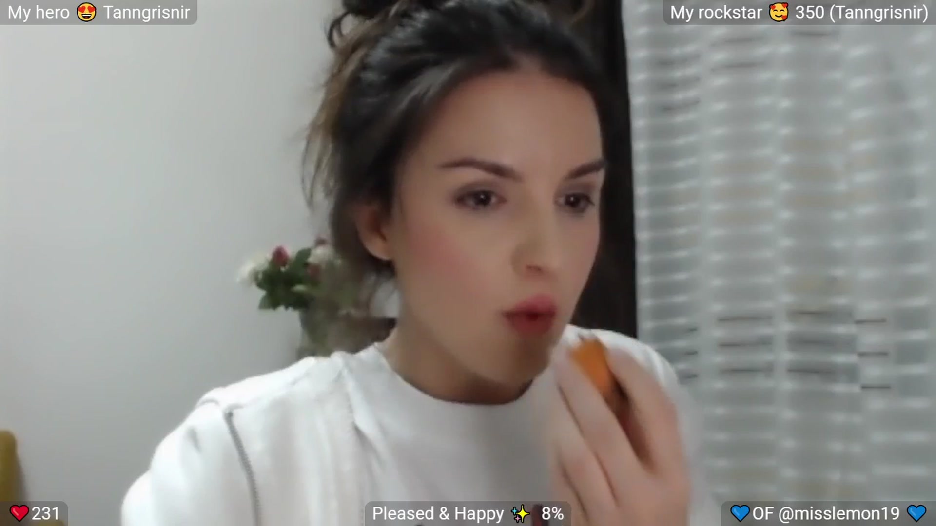 Gallery image thumbnail from BrightEyes's myfreecams stream on, 09/26/2025, 21:31 image 15 of 20
