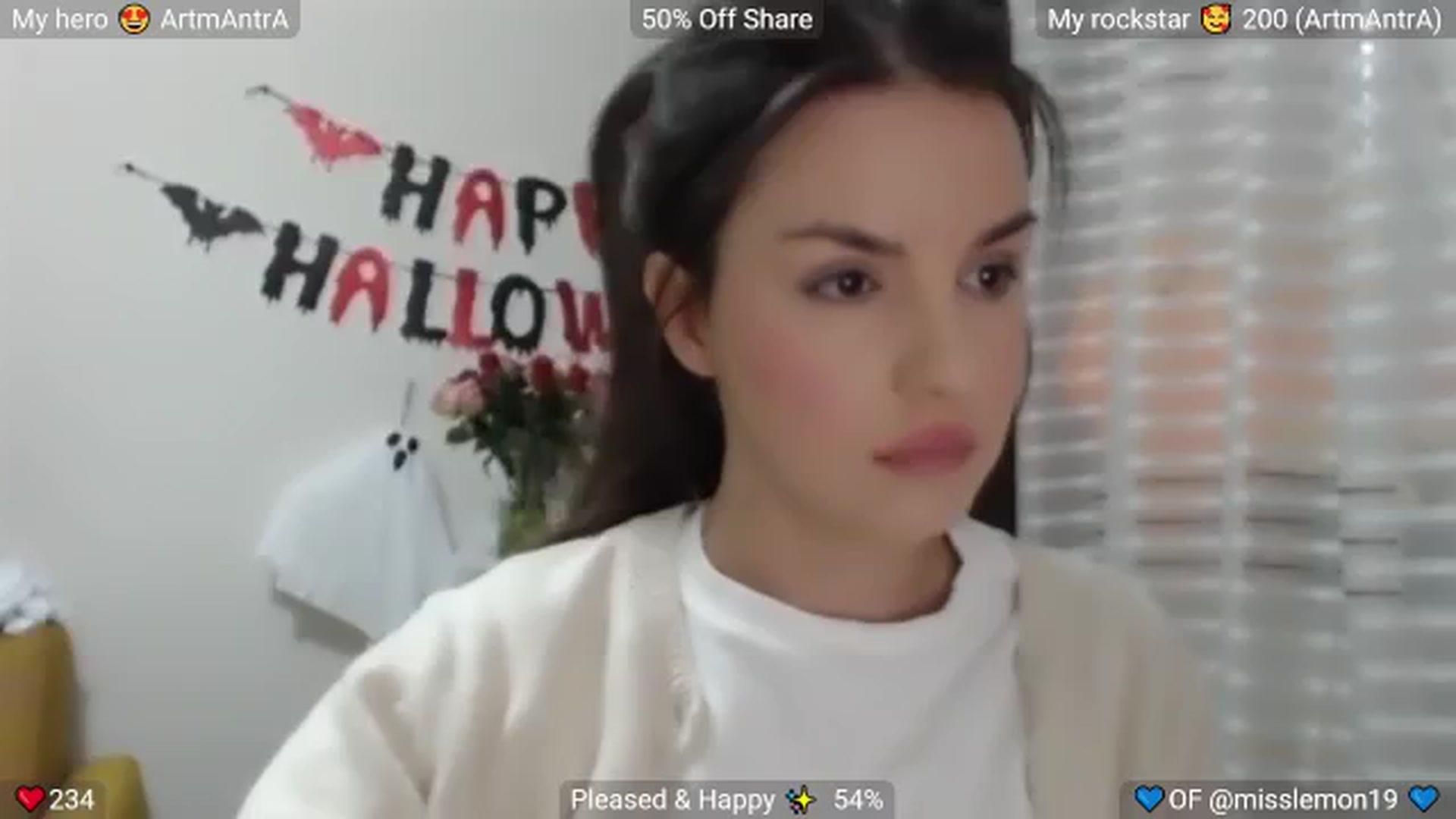 Gallery image thumbnail from BrightEyes's myfreecams stream on, 10/31/2025, 06:55 image 16 of 20