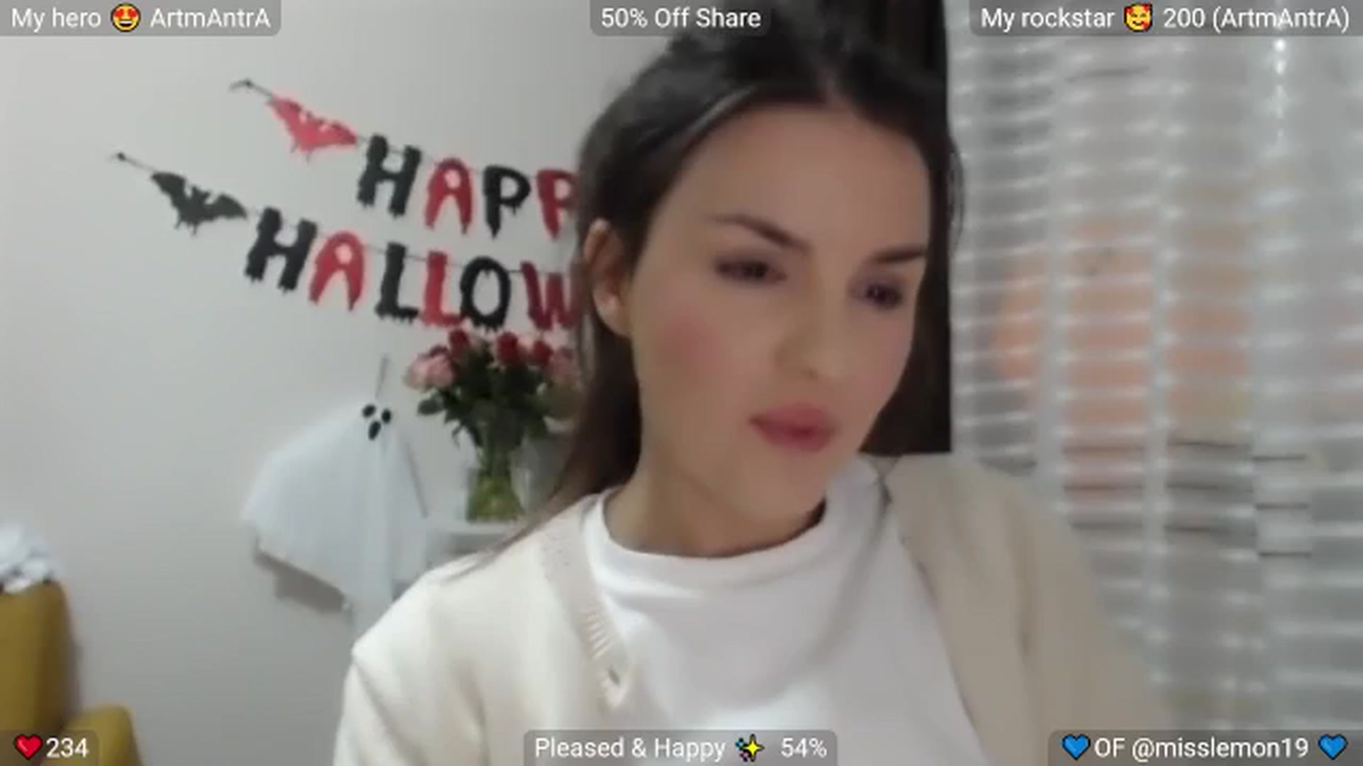 Gallery image thumbnail from BrightEyes's myfreecams stream on, 10/31/2025, 06:55 image 15 of 20