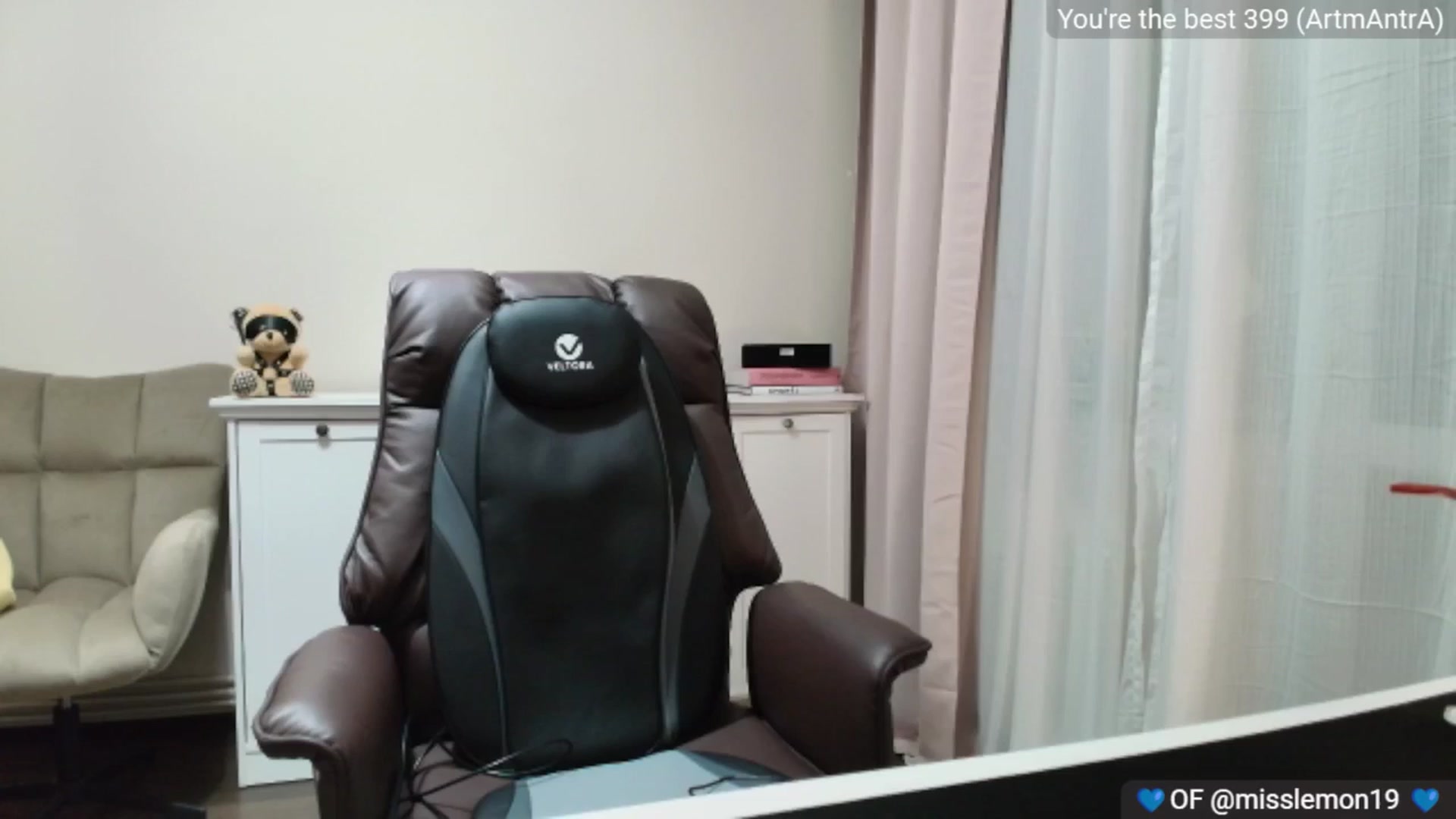 Gallery image thumbnail from BrightEyes's myfreecams stream on, 04/12/2026, 18:27 image 18 of 20
