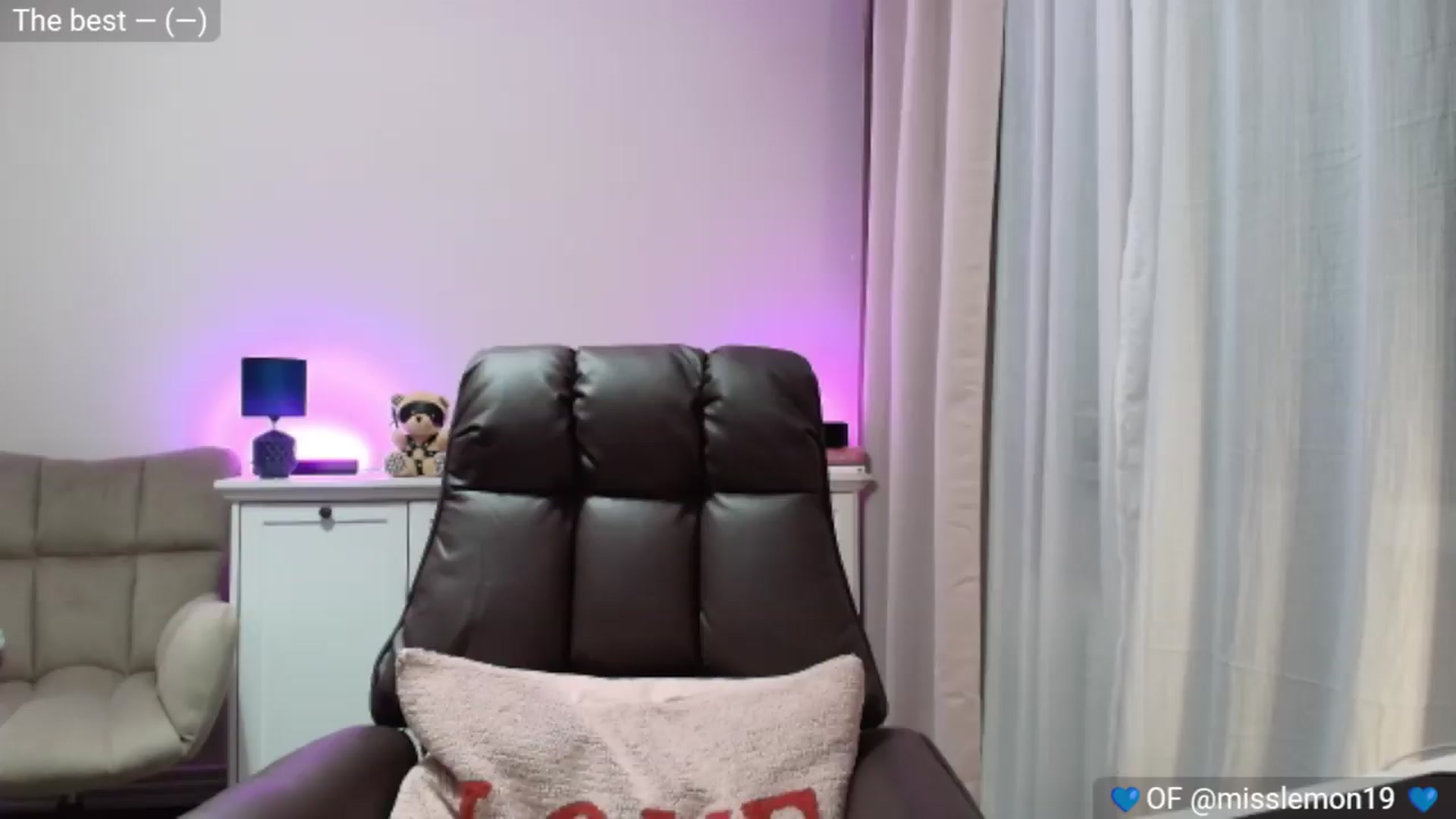 Gallery image thumbnail from BrightEyes's myfreecams stream on, 05/06/2026, 16:47 image 11 of 20