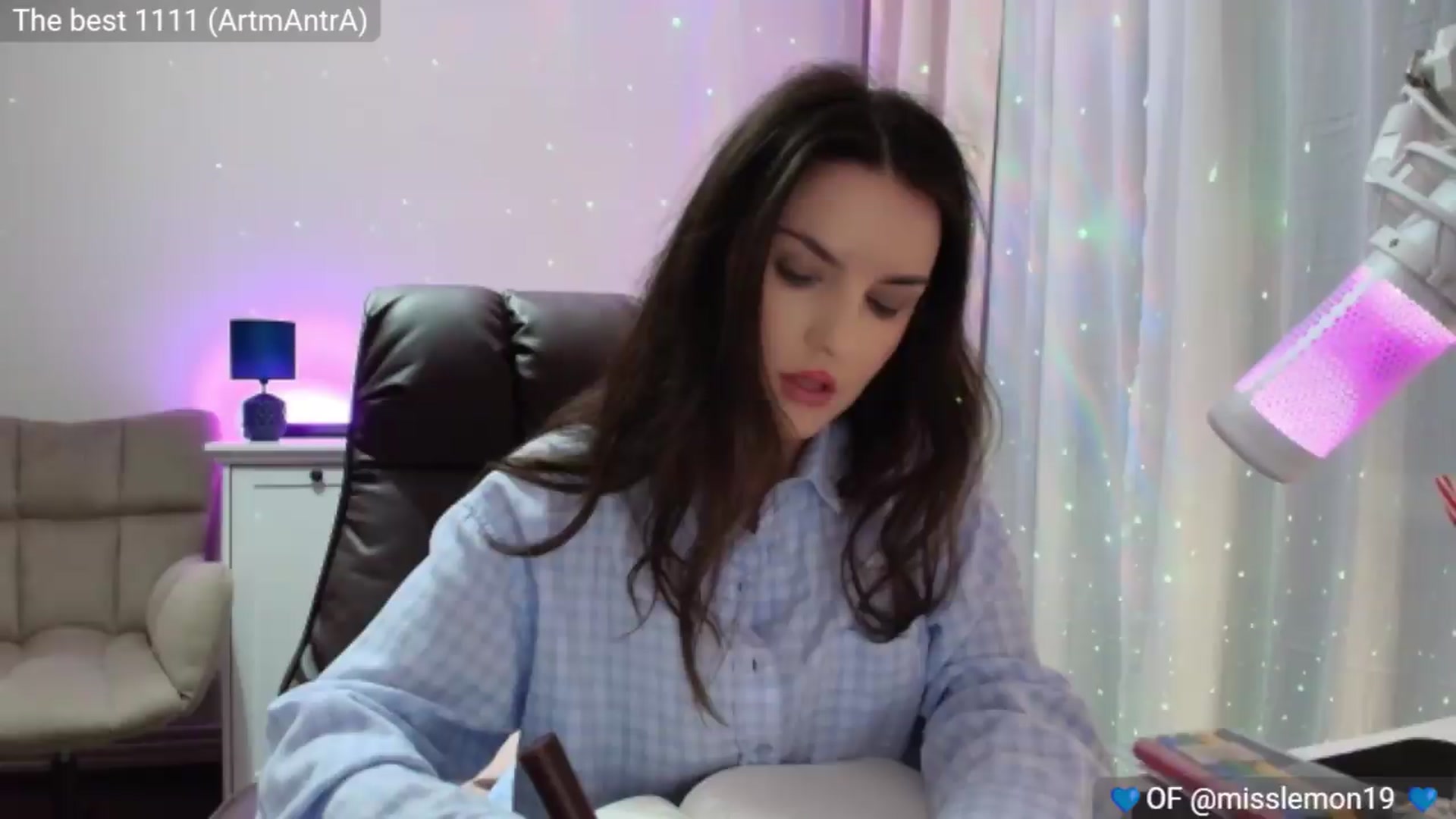 Gallery image thumbnail from BrightEyes's myfreecams stream on, 05/09/2026, 18:23 image 3 of 20