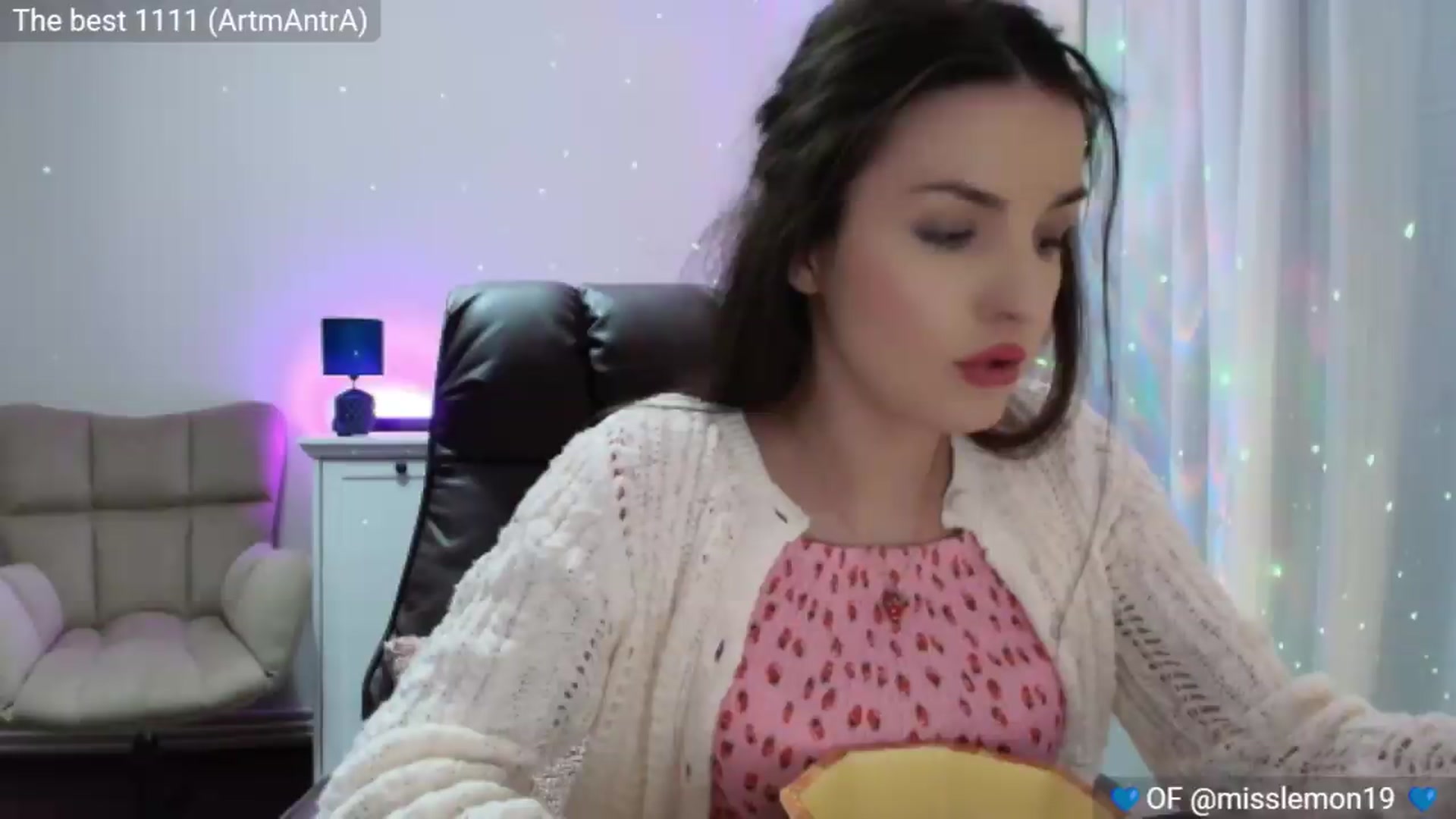 Gallery image thumbnail from BrightEyes's myfreecams stream on, 05/16/2026, 19:59 image 16 of 20