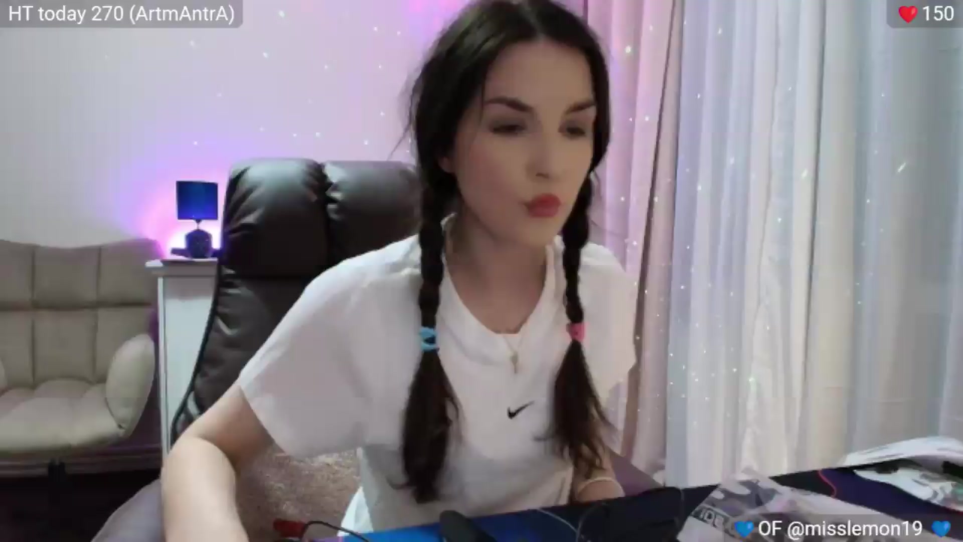 Gallery image thumbnail from BrightEyes's myfreecams stream on, 06/05/2026, 17:13 image 16 of 20