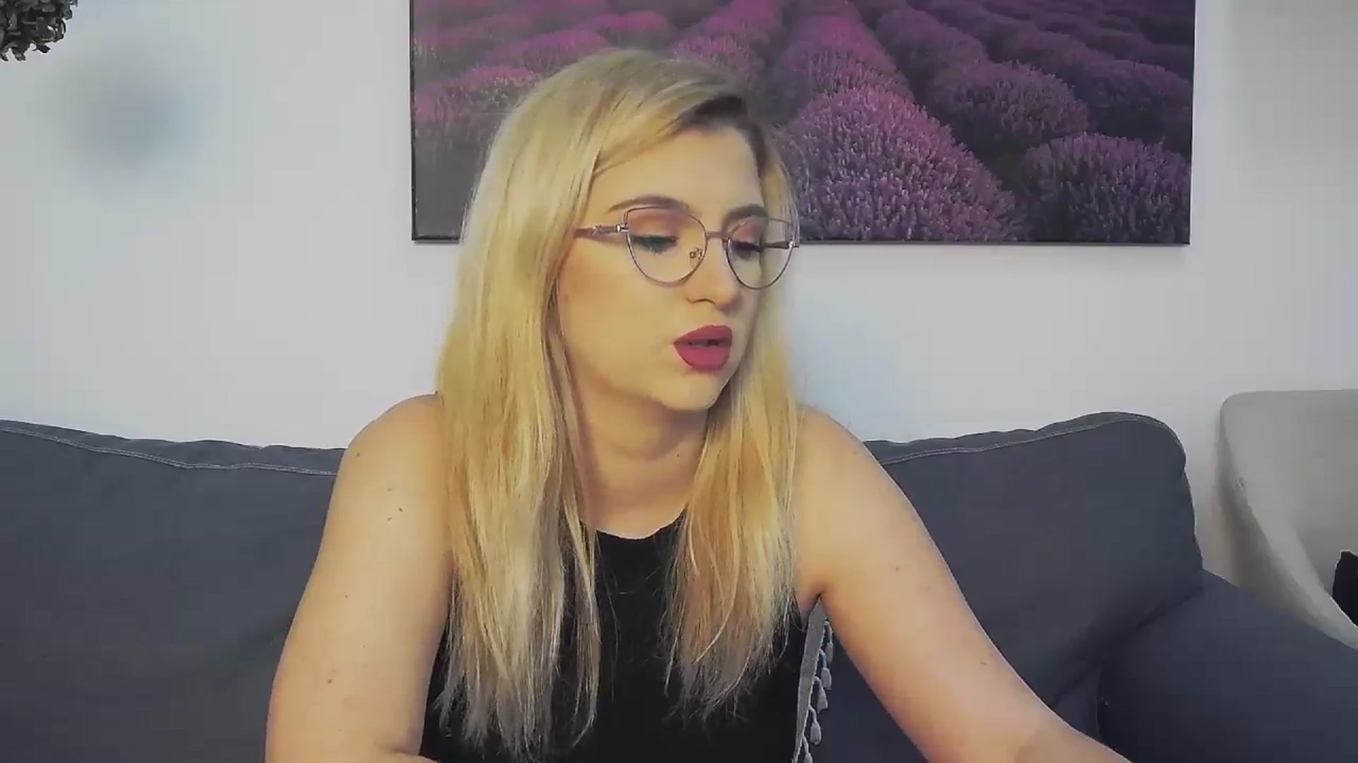 Gallery image thumbnail from BrigitteW_'s myfreecams stream on, 12/20/2023, 17:34 image 4 of 20