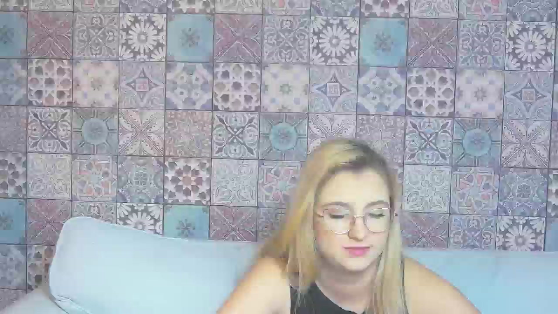Gallery image thumbnail from BrigitteW_'s myfreecams stream on, 12/23/2023, 17:03 image 19 of 20